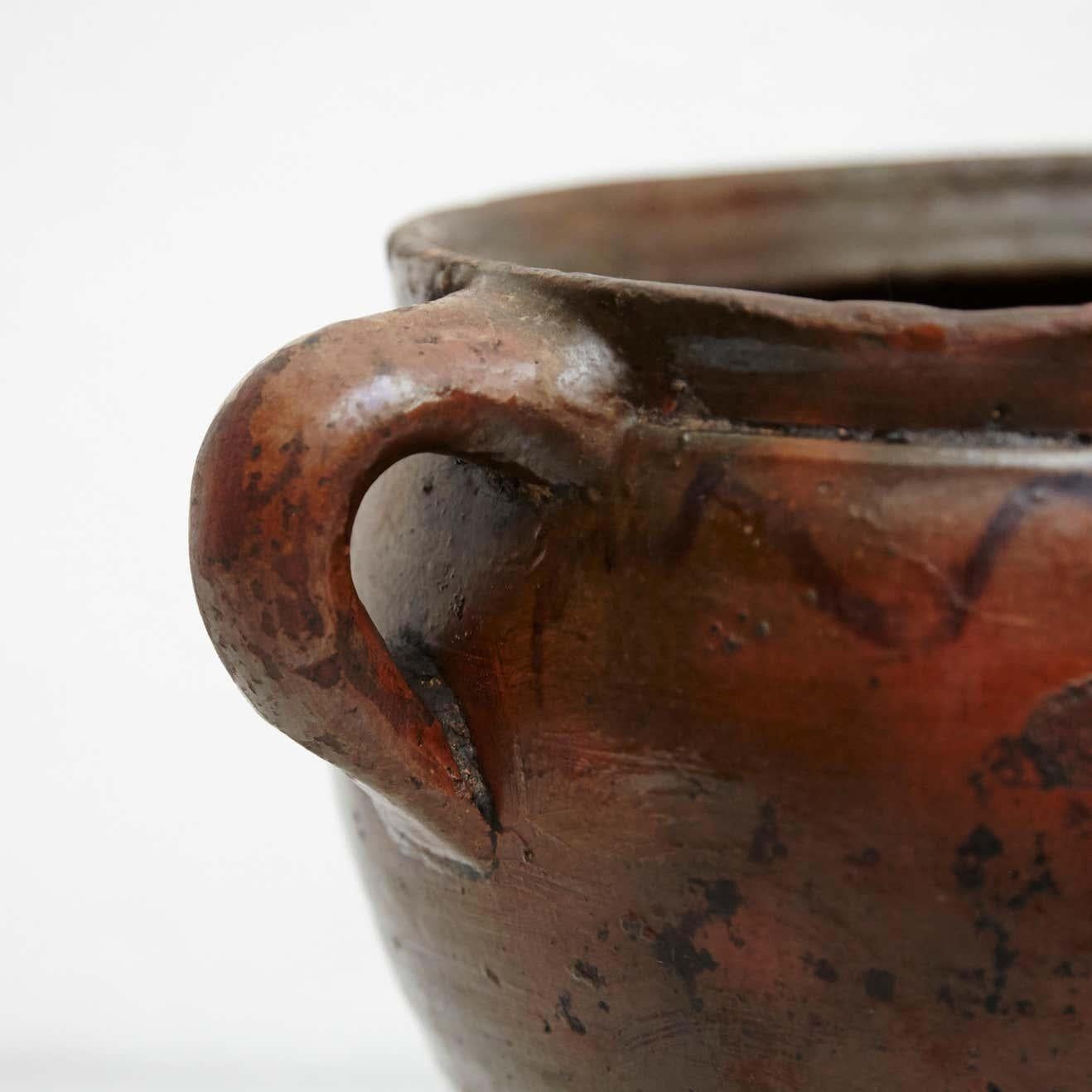 Set di due pezzi di ceramica tradizionale rustica dipinta a mano dell'inizio del XX secolo in vendita 7