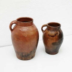 Ensemble de deux céramiques traditionnelles rustiques populaires peintes à la main du début du 20e siècle