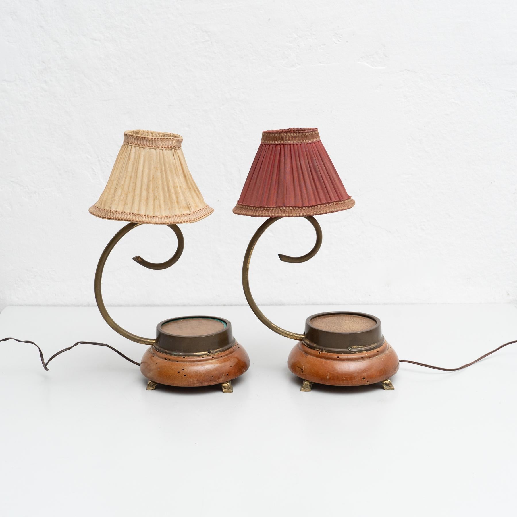 Set of Two Early 20th Century Metal and Wood Table Lamp In Good Condition For Sale In Barcelona, Barcelona