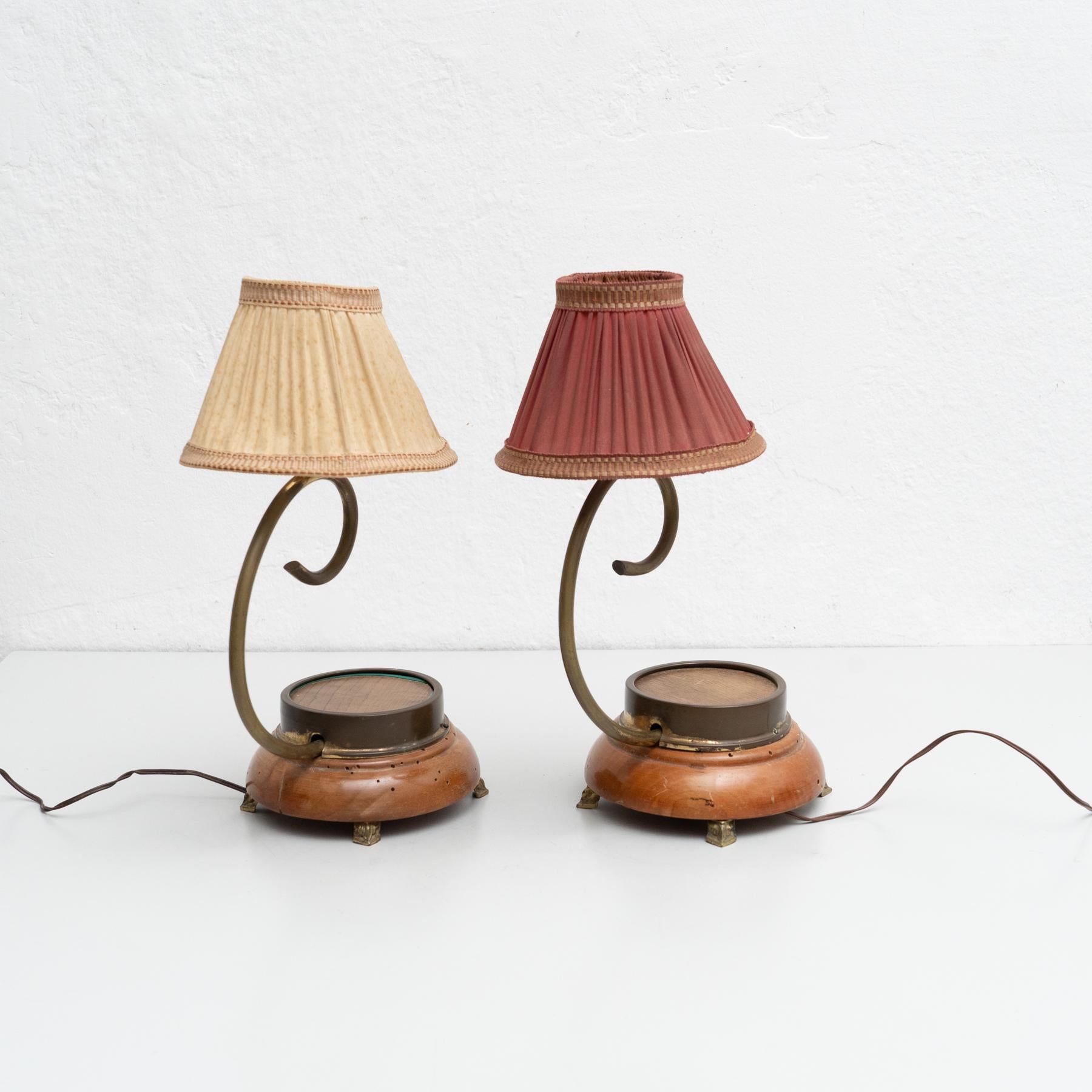 Set of Two Early 20th Century Metal and Wood Table Lamp For Sale 3