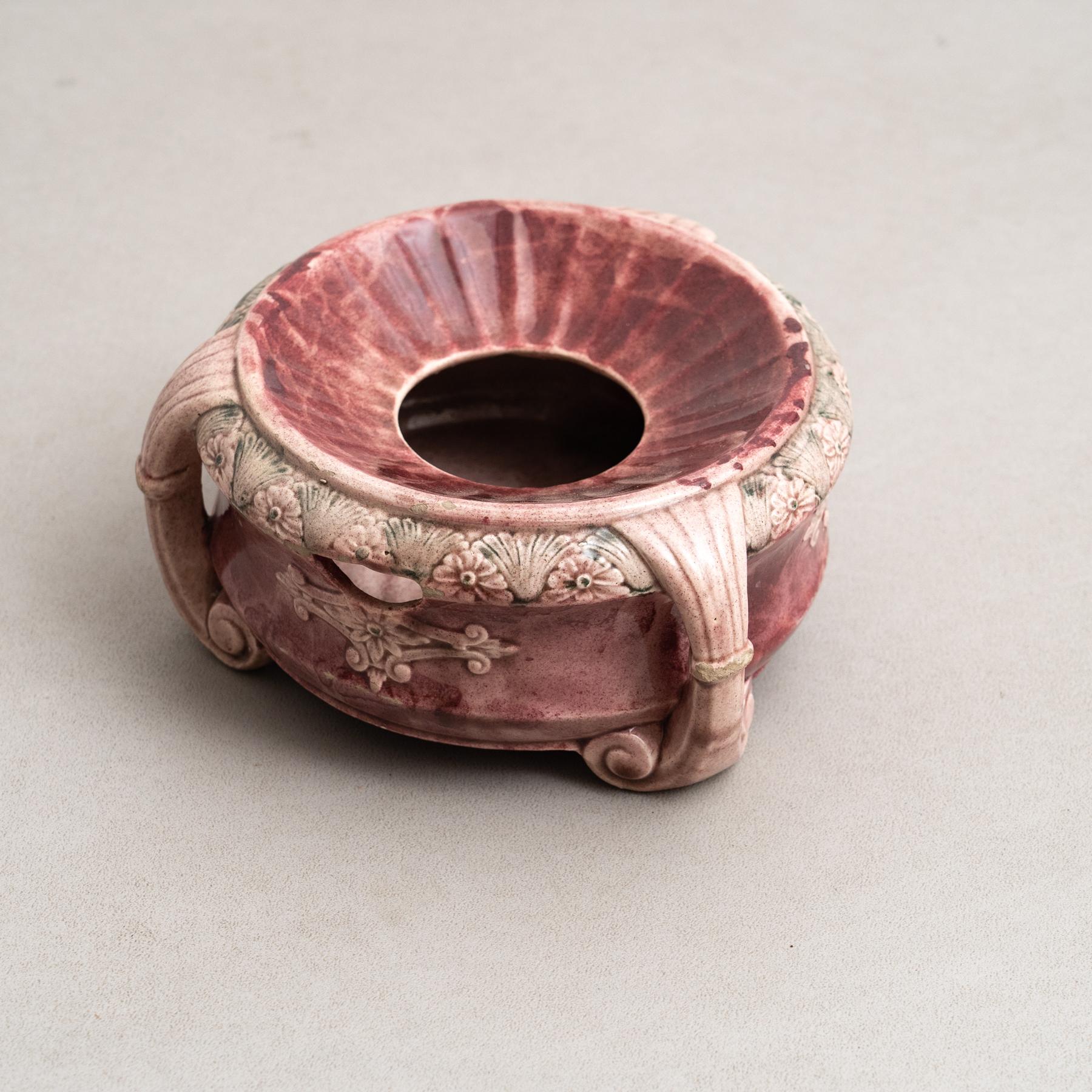 Set di due centrotavola in ceramica rosa Art Nouveau dei primi del Novecento In condizioni buone in vendita a Barcelona, ES