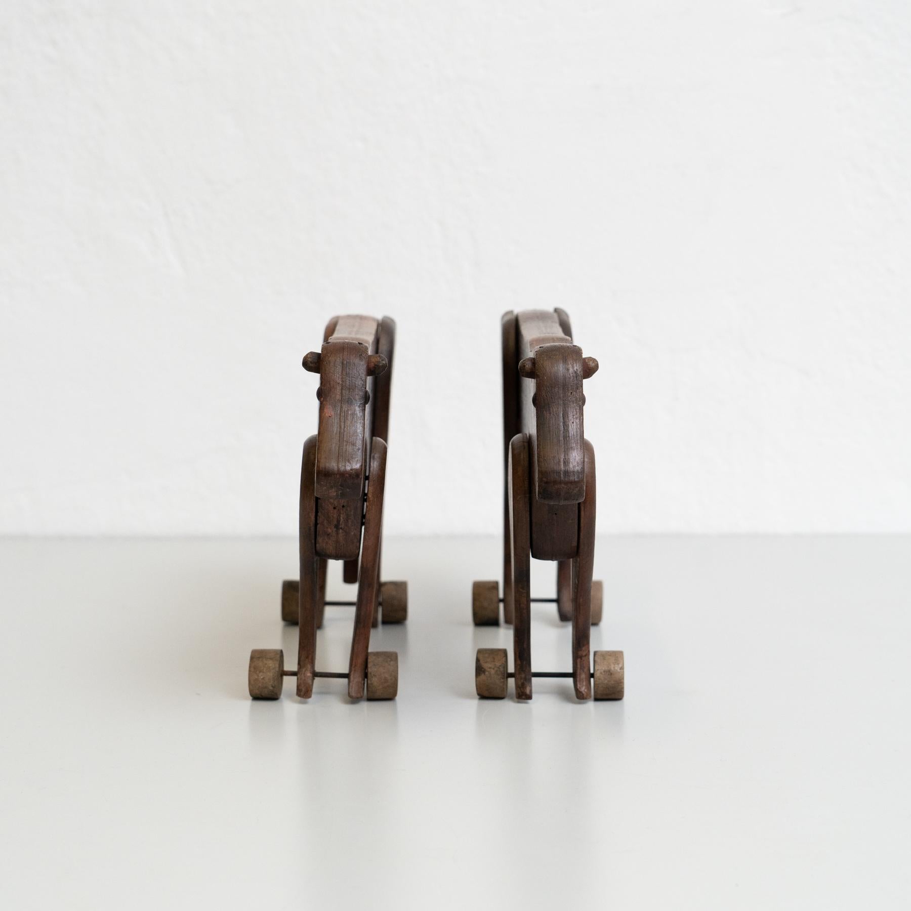 French Set of Two Early 20th Century Rustic Traditional Wood Cow Sculptures For Sale