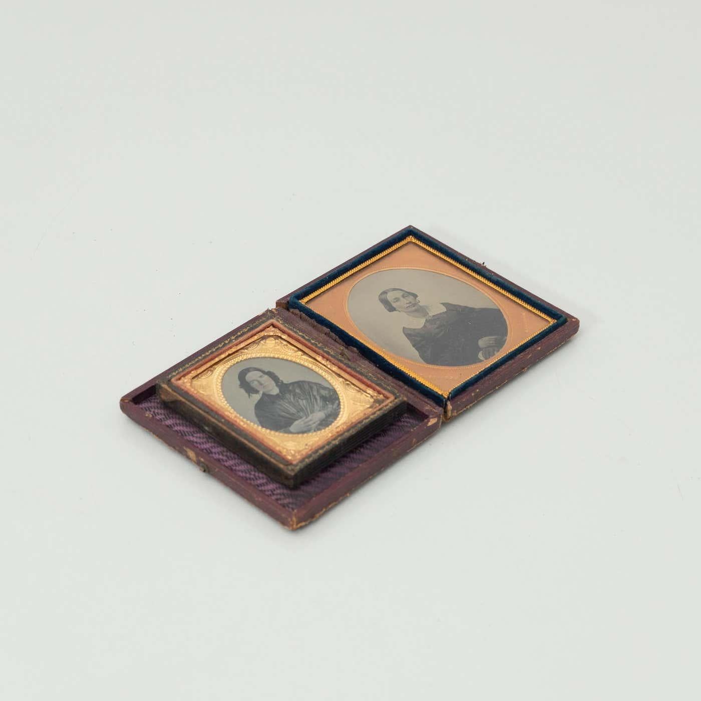 Conjunto de dos daguerrotipos de principios del siglo xx en Bueno estado para la venta en Barcelona, ES