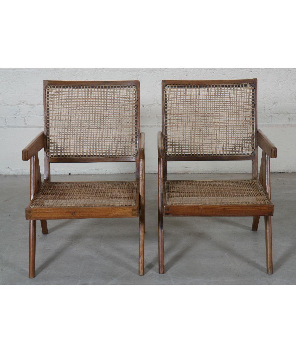 Milieu du XXe siècle Ensemble de deux fauteuils « Easy Armchairs » de Pierre Jeanneret (1896-1967) en vente