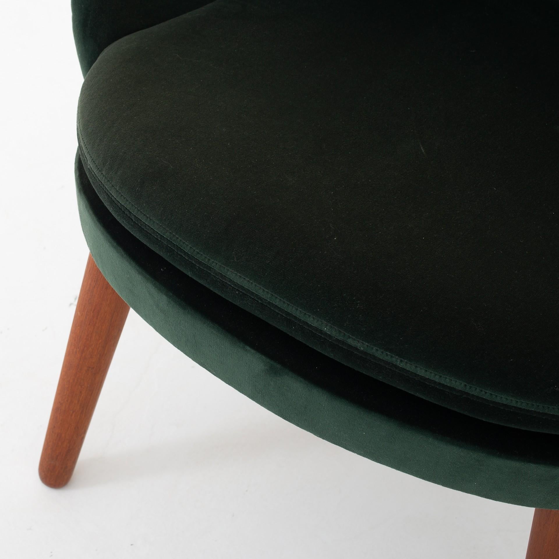 Danish Set of Two Easy Chairs by Ejvind A. Johansson