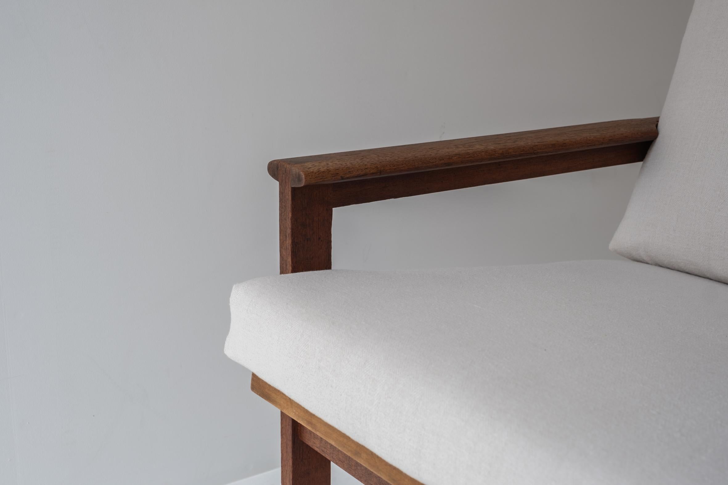 Set of two easy chairs designed by Illum Wikkelsø for N. Eilersen, Denmark 1959. 5