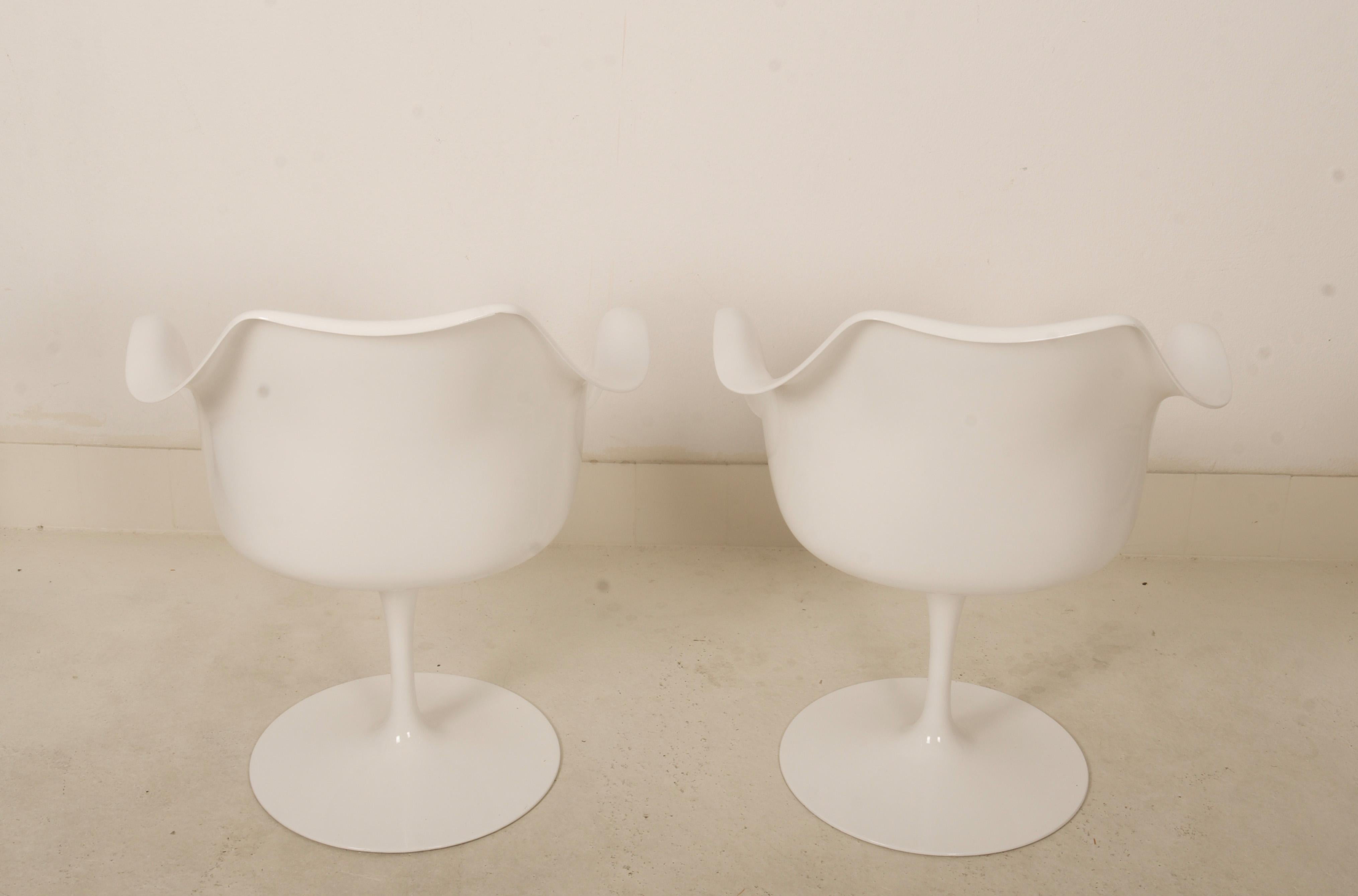 Metà XX secolo Set di due poltrone a tulipano Eero Saarinen modello 151 in vendita