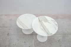 Set of Two Eero Saarinen Sofa Side Tables in White Marble for Knoll, Labeled