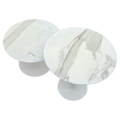 Vintage Set of Two Eero Saarinen Sofa Side Tables in White Marble for Knoll, Labeled