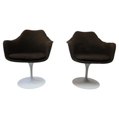 Ensemble de deux fauteuils tulipes pivotantes d'Eero Saarinen, modèle 150, 1970