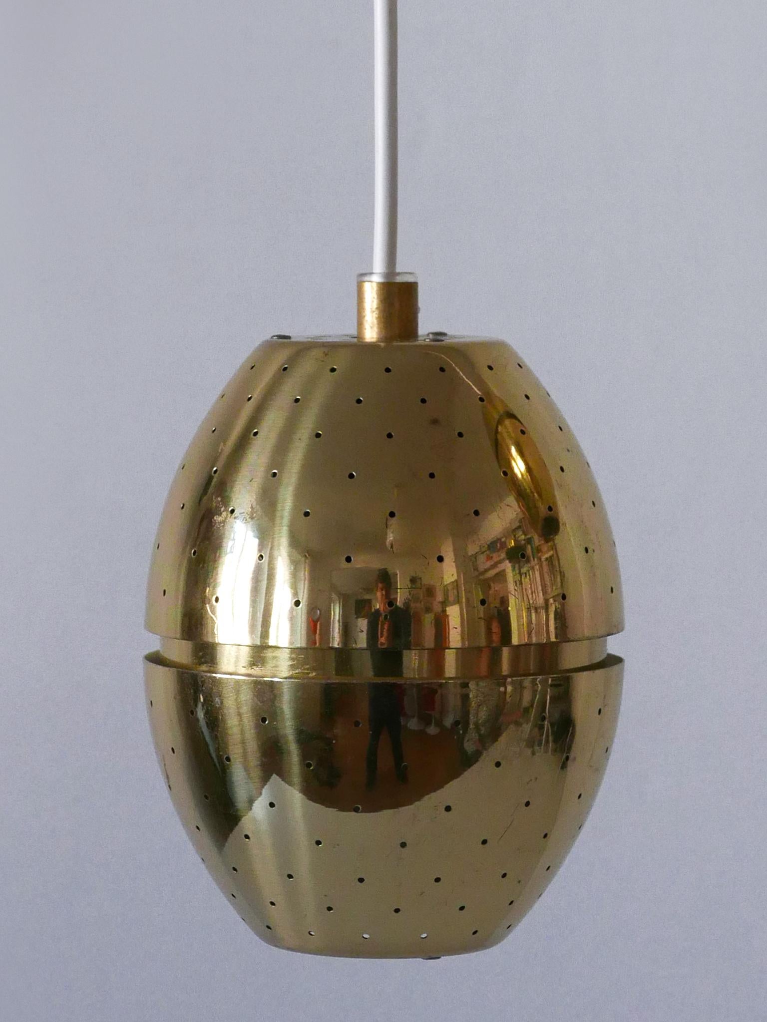 Set di due lampade a sospensione 'Egg' di Hans-Agne Jakobsson per AB Markaryd, Svezia in vendita 4
