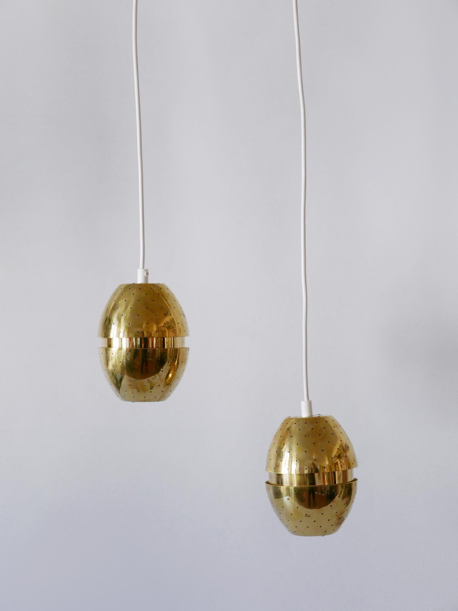 Set di due lampade a sospensione 'Egg' di Hans-Agne Jakobsson per AB Markaryd, Svezia in vendita 1