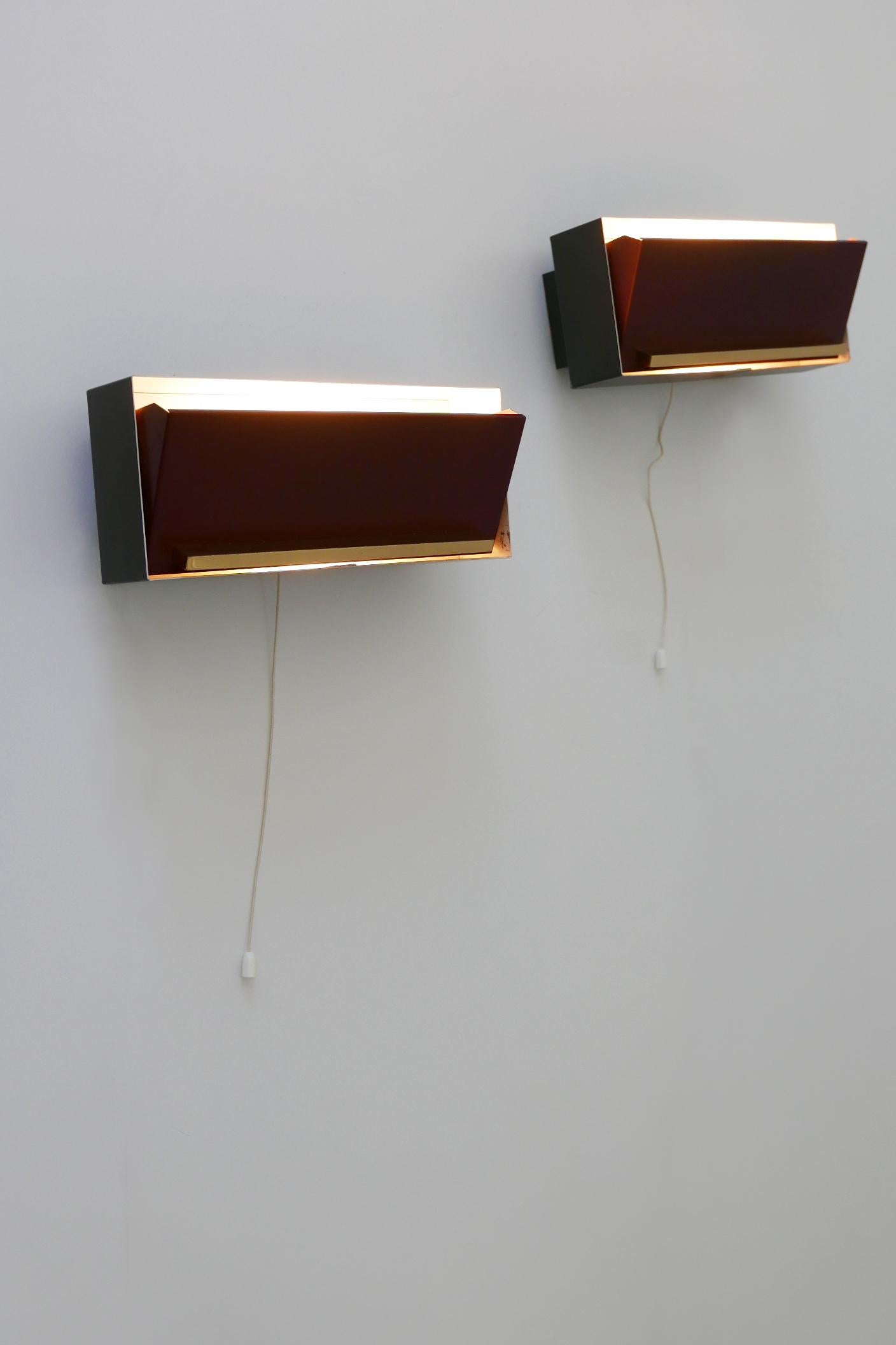 Set of Two Elegant Bedside Sconces or Wall Lamps by Paul Neuhaus Germany 1950s In Good Condition For Sale In Munich, DE