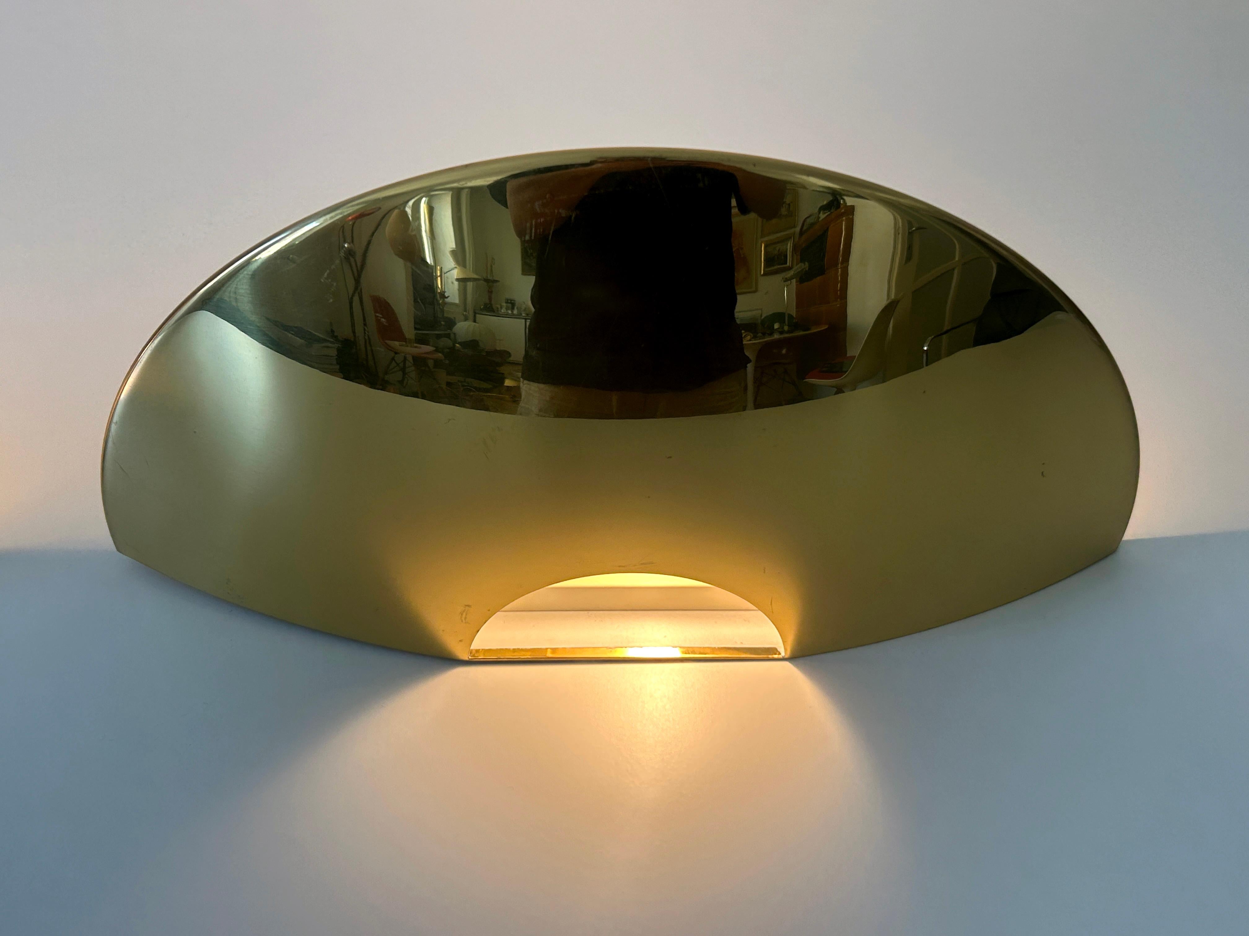 Set of Two Elegant Brass Wall Lamps or Sconces by Florian Schulz Germany 1970s For Sale 3