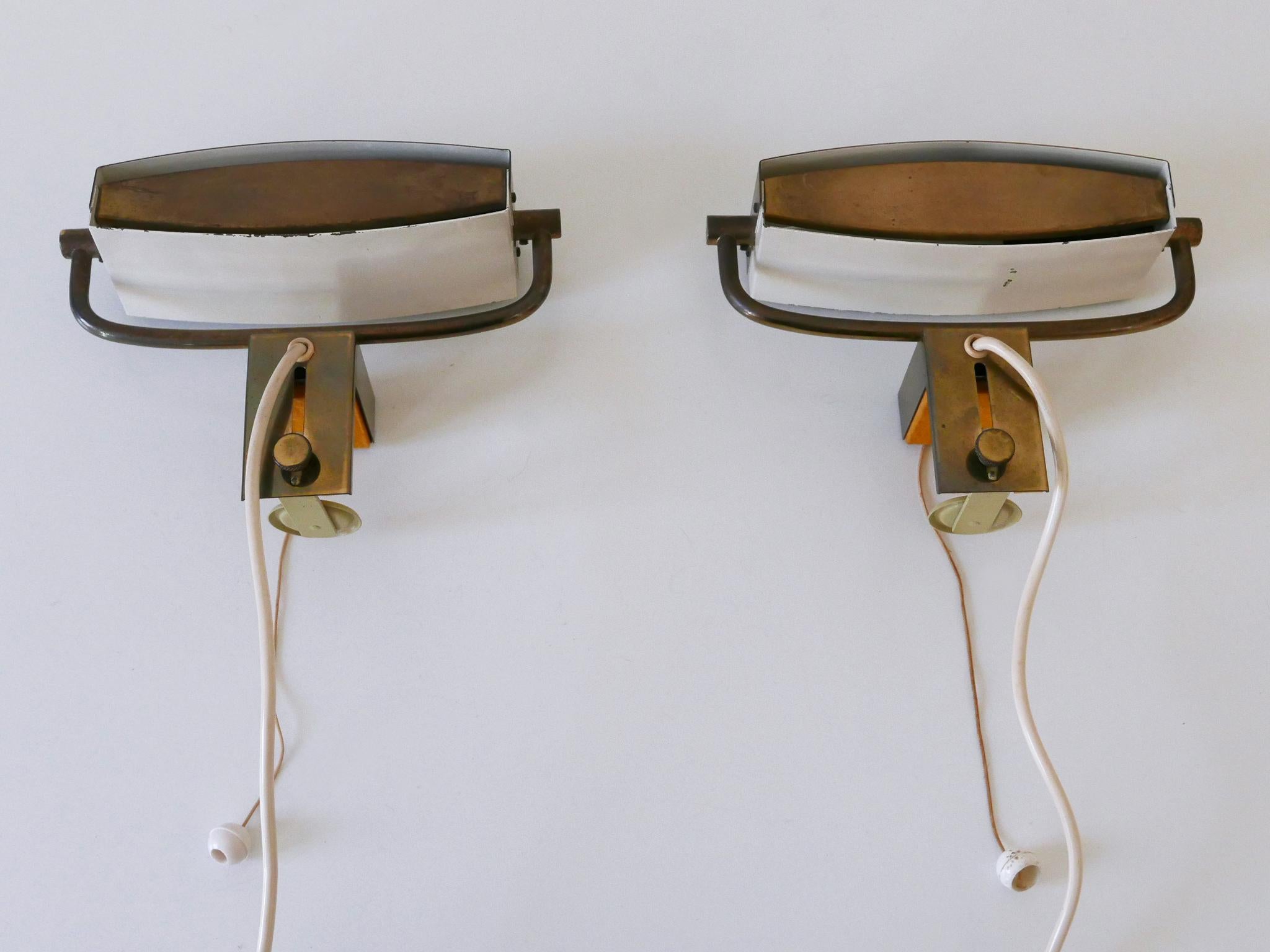 Ensemble de deux élégantes appliques à pince de lit du milieu du siècle par Paul Neuhaus Allemagne années 1950 en vente 10