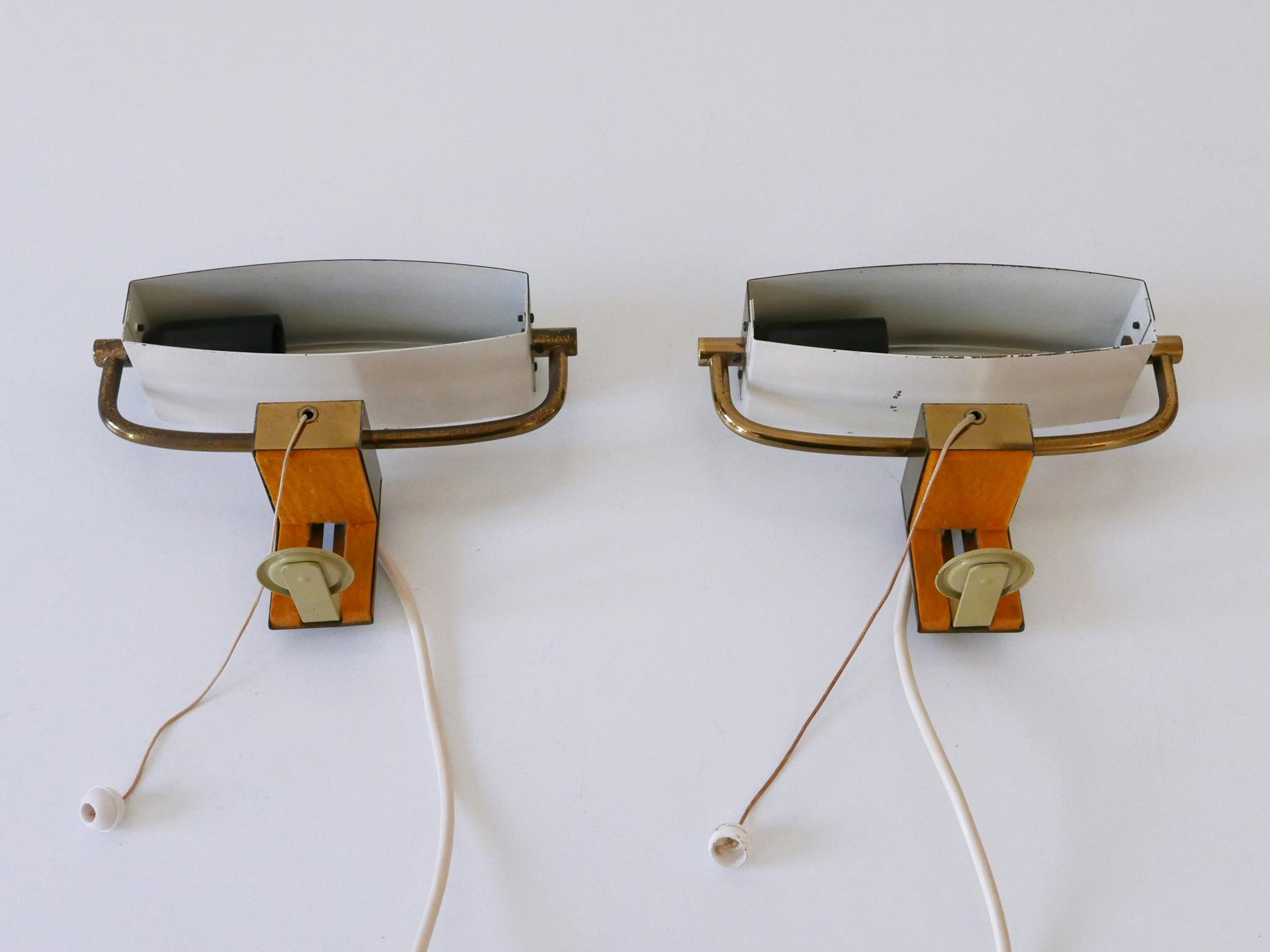 Ensemble de deux élégantes appliques à pince de lit du milieu du siècle par Paul Neuhaus Allemagne années 1950 en vente 11