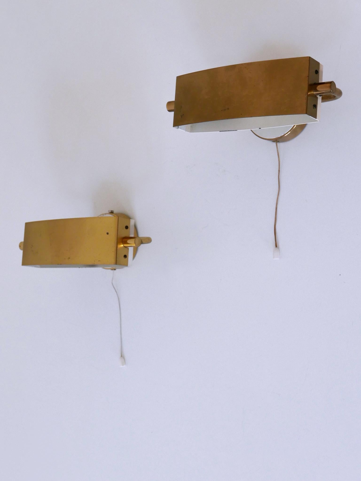 Set of Two Mid Century Wall Lights or Sconces by Paul Neuhaus Germany 1950s Metal en venta