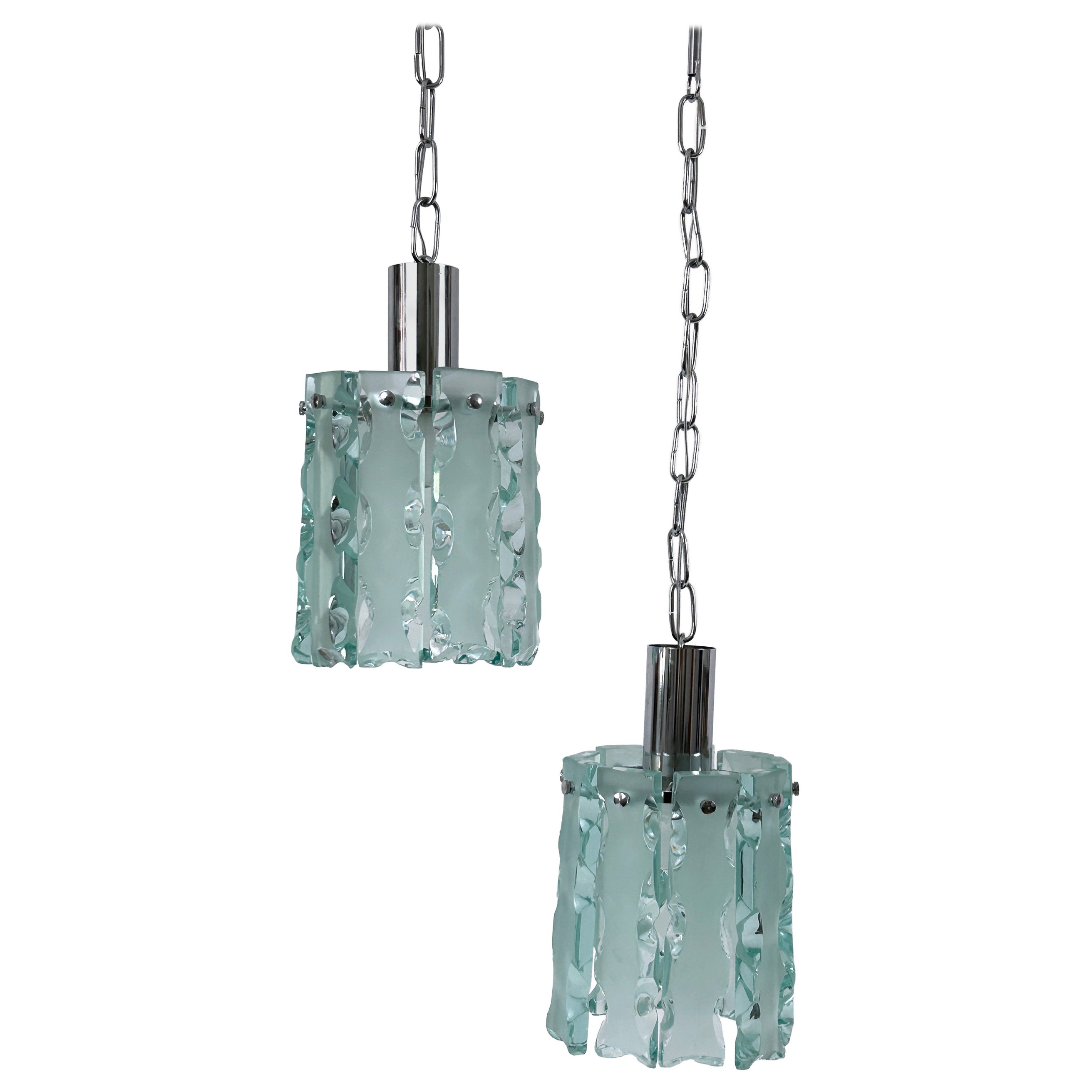 Set of Two Elegant Mid Century Modern Pendant Lamps by Zero Quattro Italy 1970s