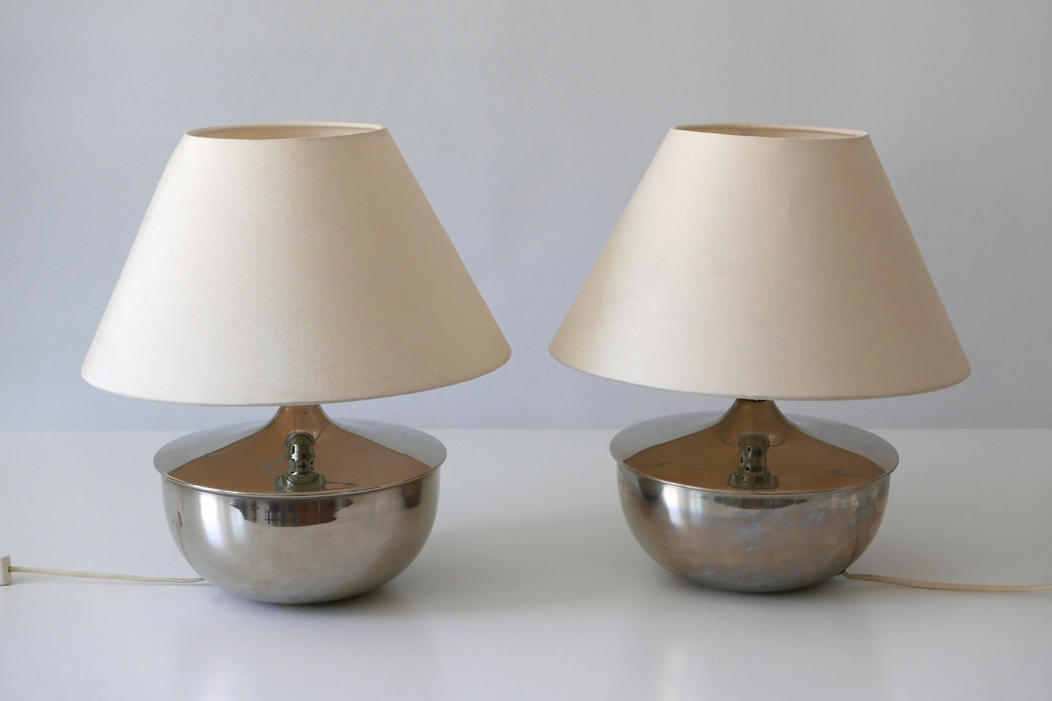 Set of Two Elegant Mid-Century Modern Table Lamps 1970s Germany 6