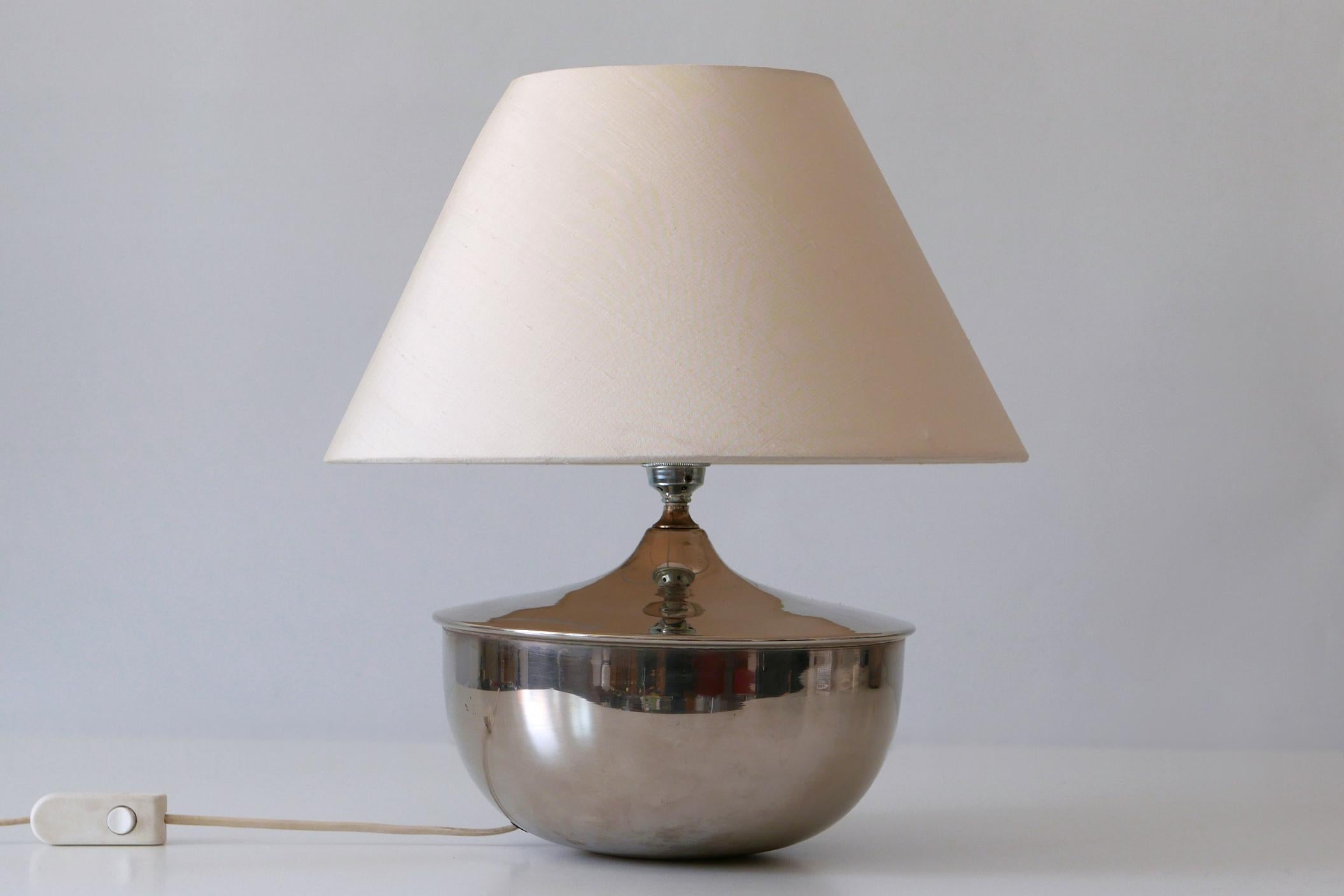 Set of Two Elegant Mid-Century Modern Table Lamps 1970s Germany 3