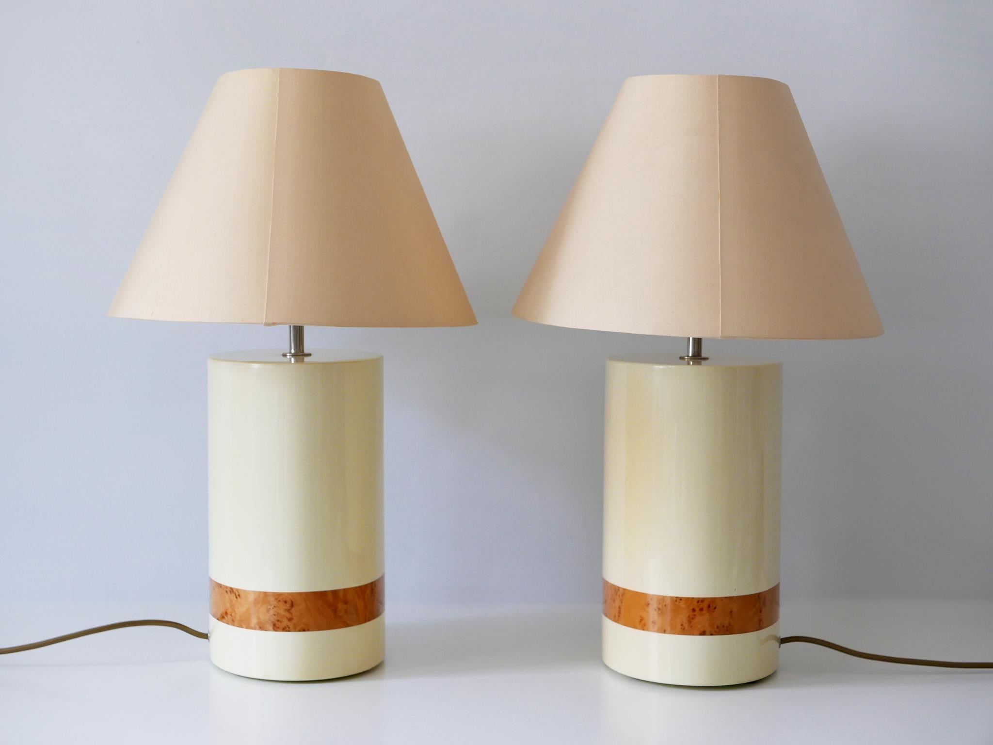Ensemble de deux lampes de table élégantes de style mi-siècle moderne par Tommaso Barbi, Italie, 1970 en vente 5