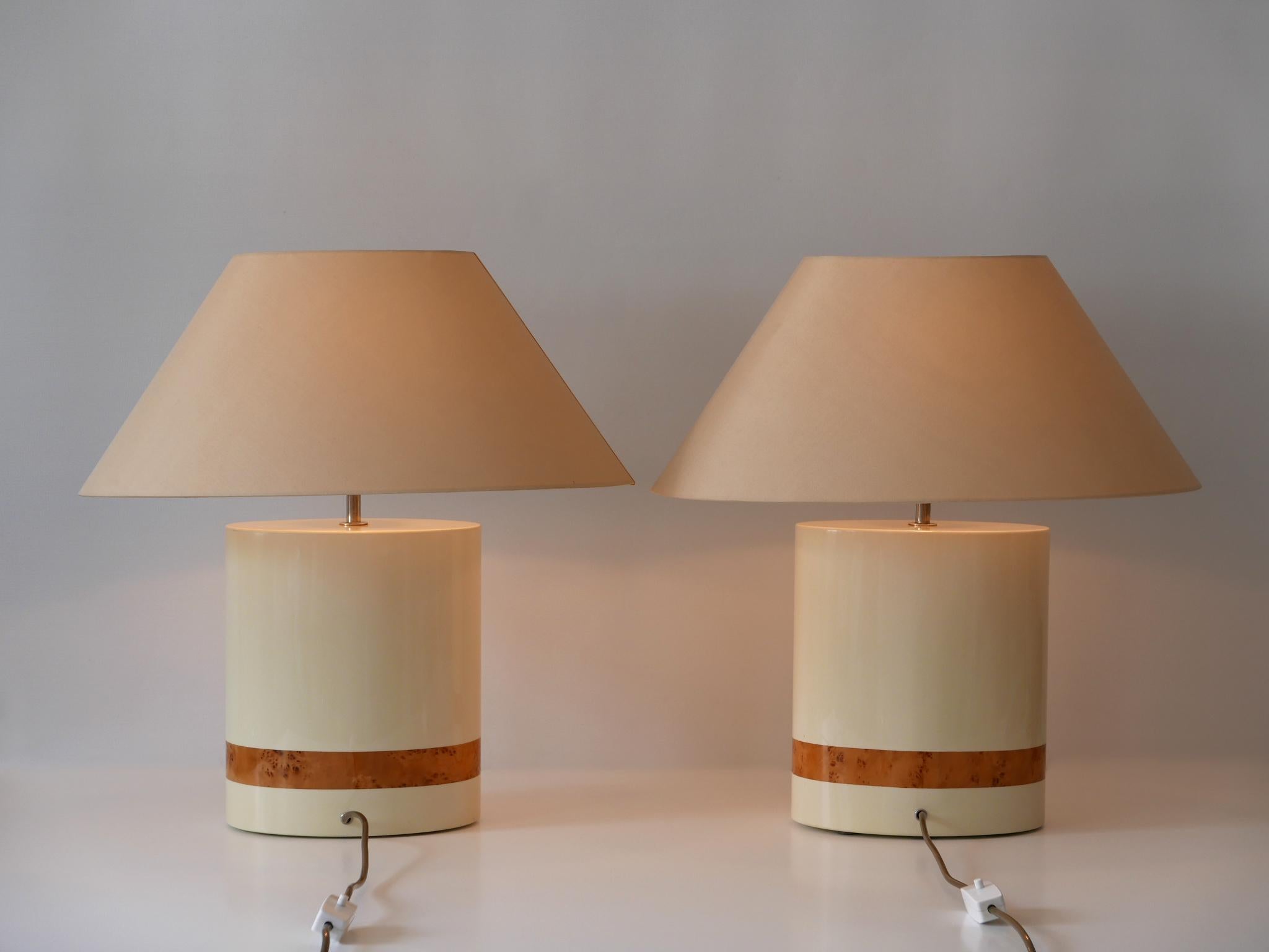 Ensemble de deux lampes de table élégantes de style mi-siècle moderne par Tommaso Barbi, Italie, 1970 en vente 7