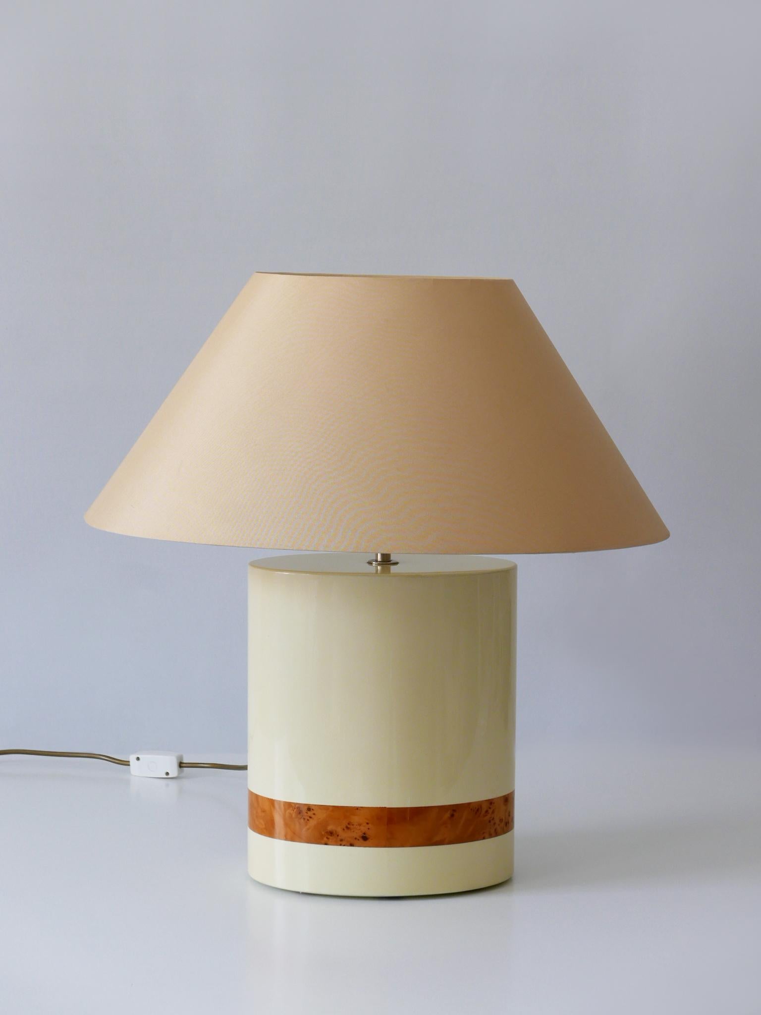 Ensemble de deux lampes de table élégantes de style mi-siècle moderne par Tommaso Barbi, Italie, 1970 en vente 2