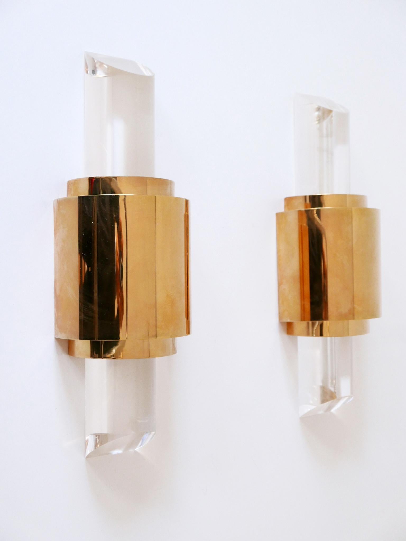 Late 20th Century Set of Two Exceptional Gilt Brass & Lucite Sconces or Wall Lights Germany 1980s For Sale