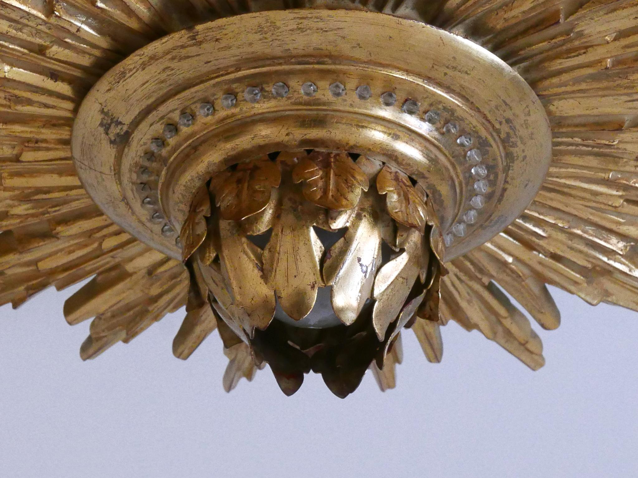 Set of Two Exceptional Mid Century Modern Gilt Flush Mounts or Sconces 1950s en venta 6
