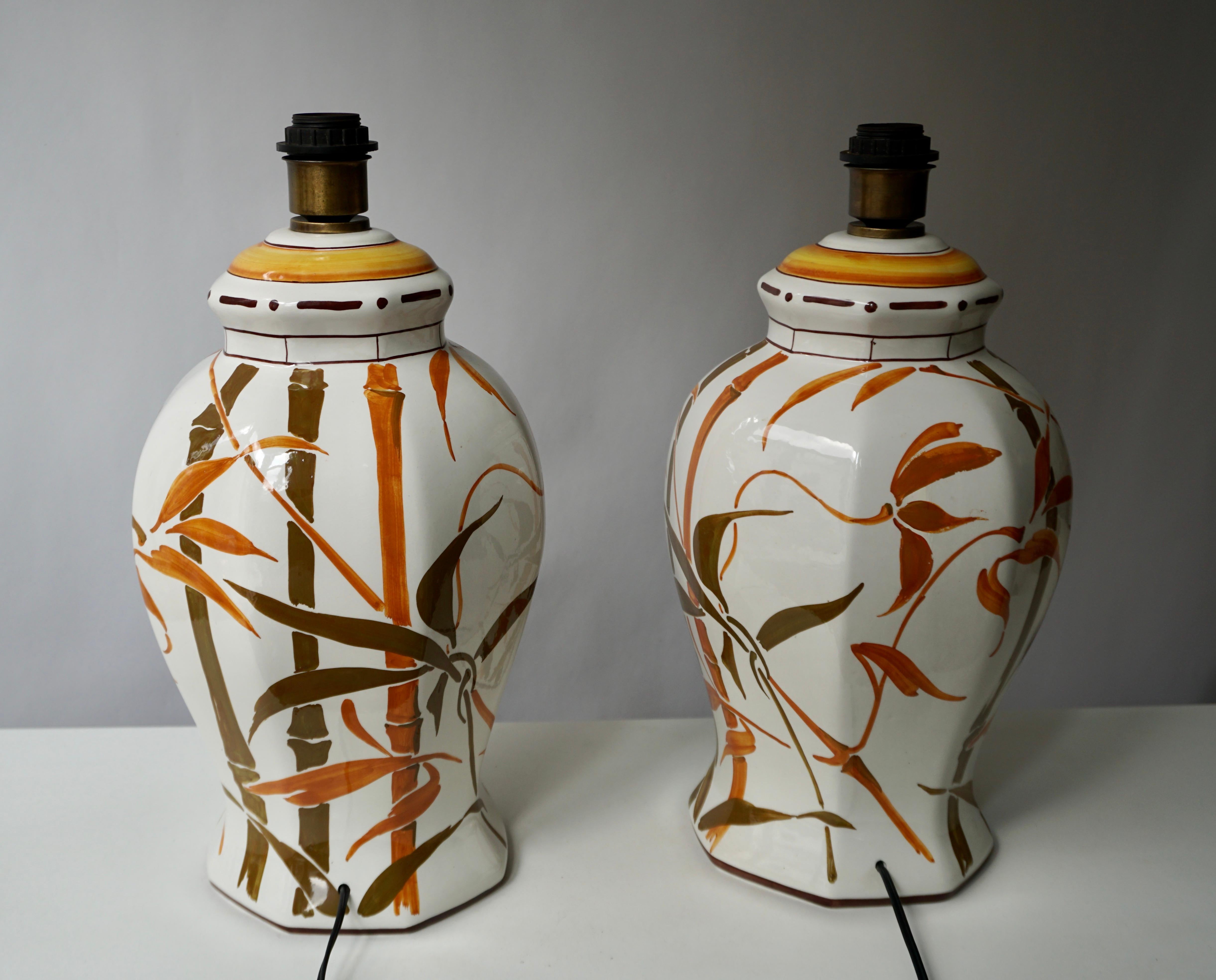 Set von zwei außergewöhnlichen Mid-Century-Modern-Tischlampen aus Keramik und Bambus, Italien im Angebot 2