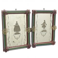 Lot de deux miroirs muraux exceptionnels en verre de Murano, gravés représentant un couple, années 1920, Italie, Venise