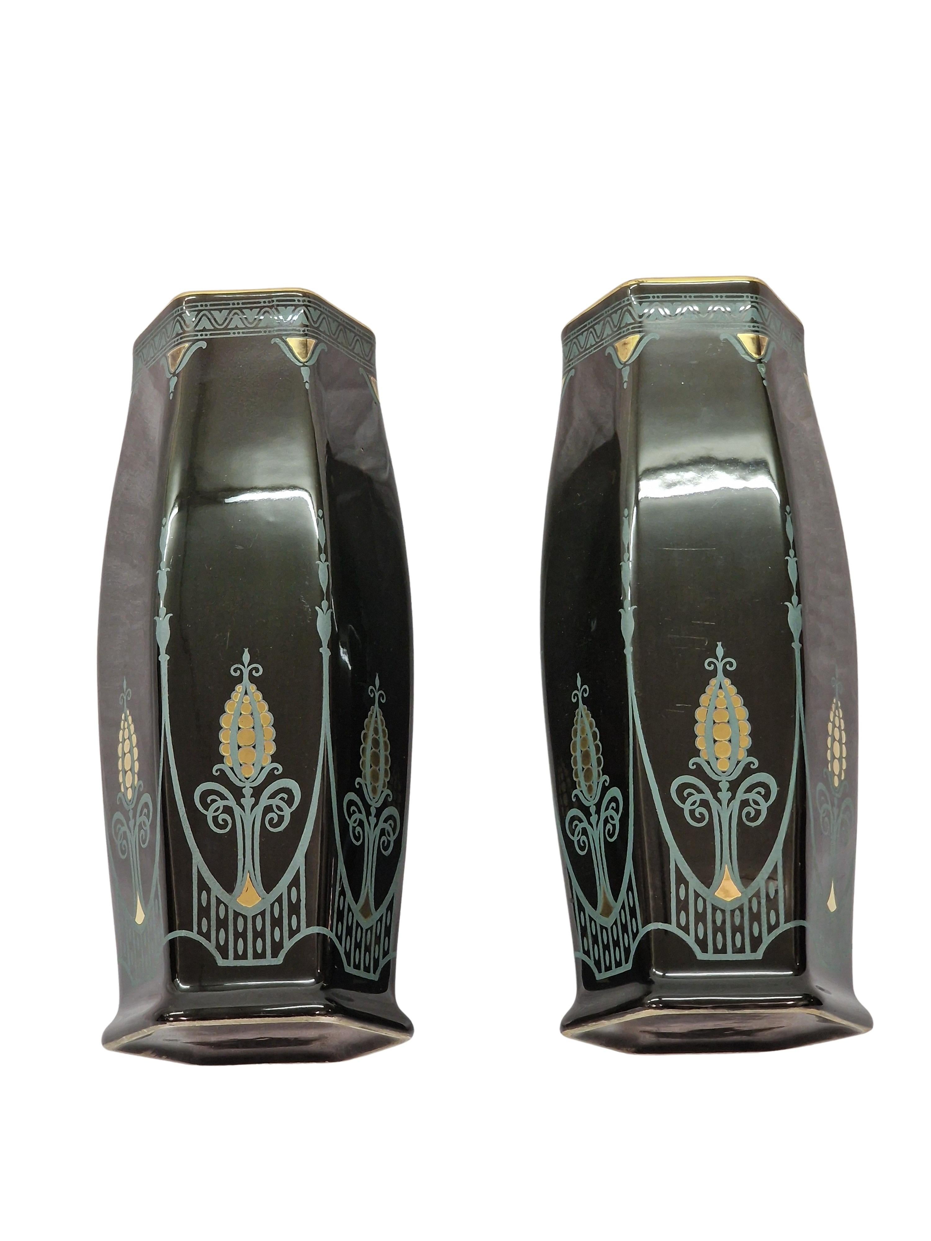 Tedesco Set di due vasi Sezession eccezionalmente rari Villeroy & Boch 1910 Dresda Germania in vendita
