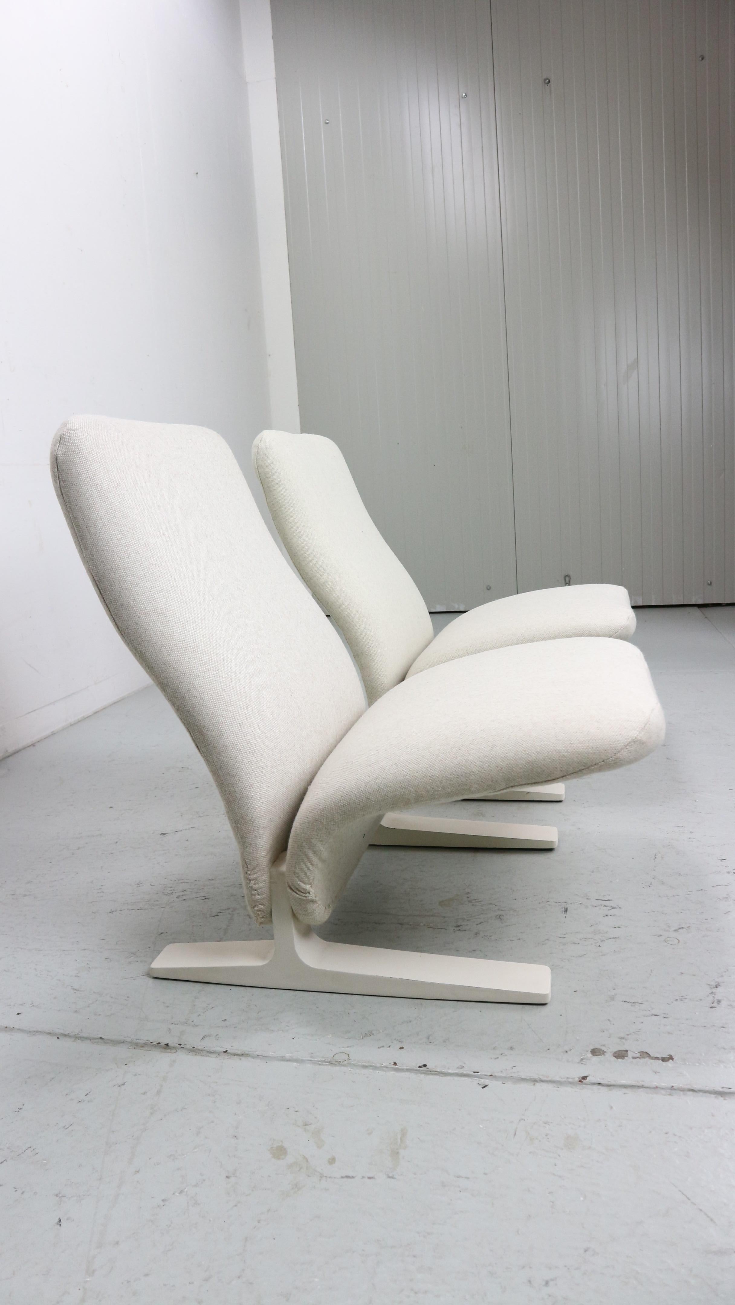 20th Century Set of two F780 Concorde Lounge Chairs by Pierre Paulin for Artifort, 1960s For Sale