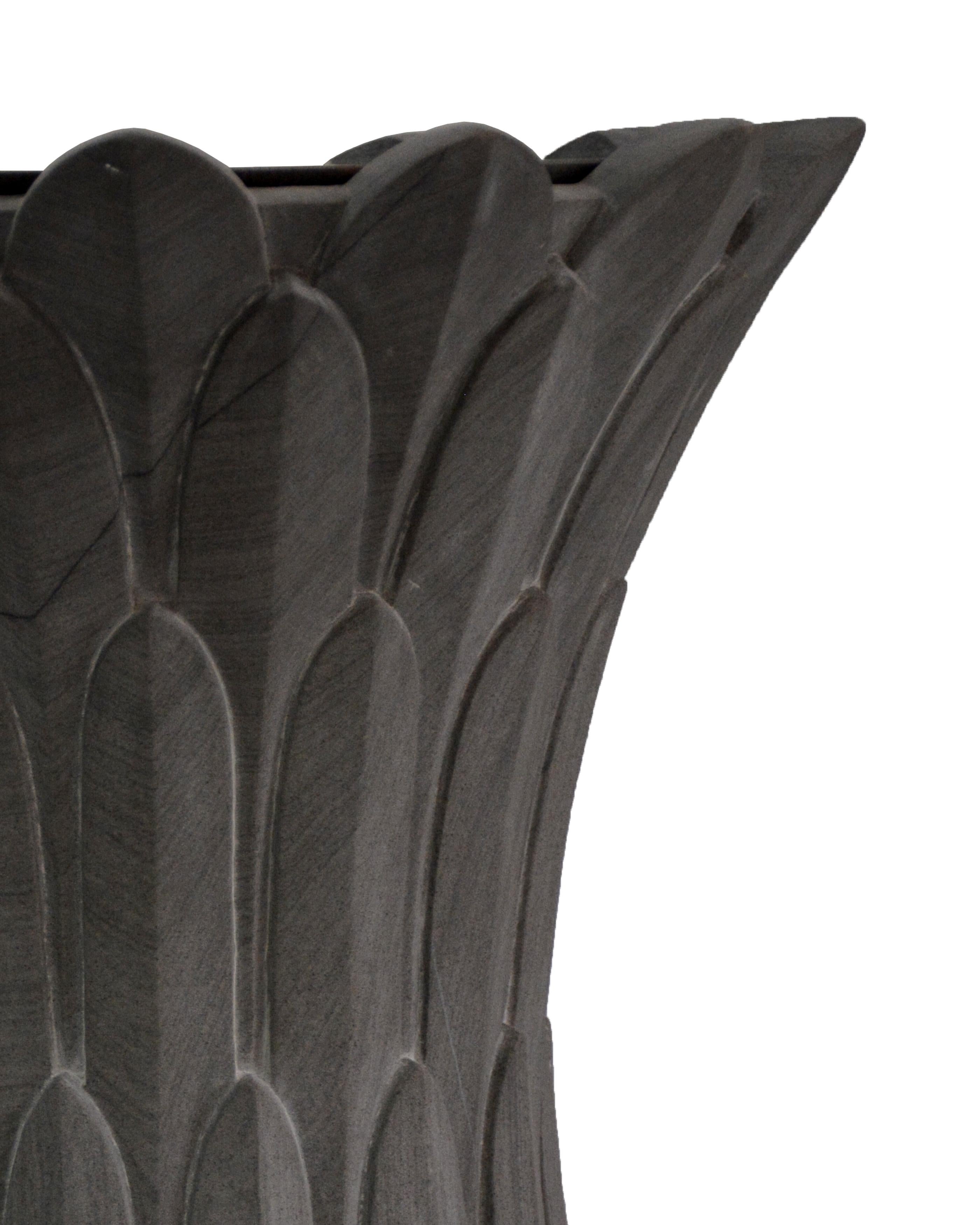 Set of Two Feathers Side Tables in Agra Grey Stone Handcrafted in India For Sale 1