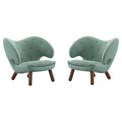 Set of Two Finn Juhl Pelican Chair Upholstered in Wood and Fabric