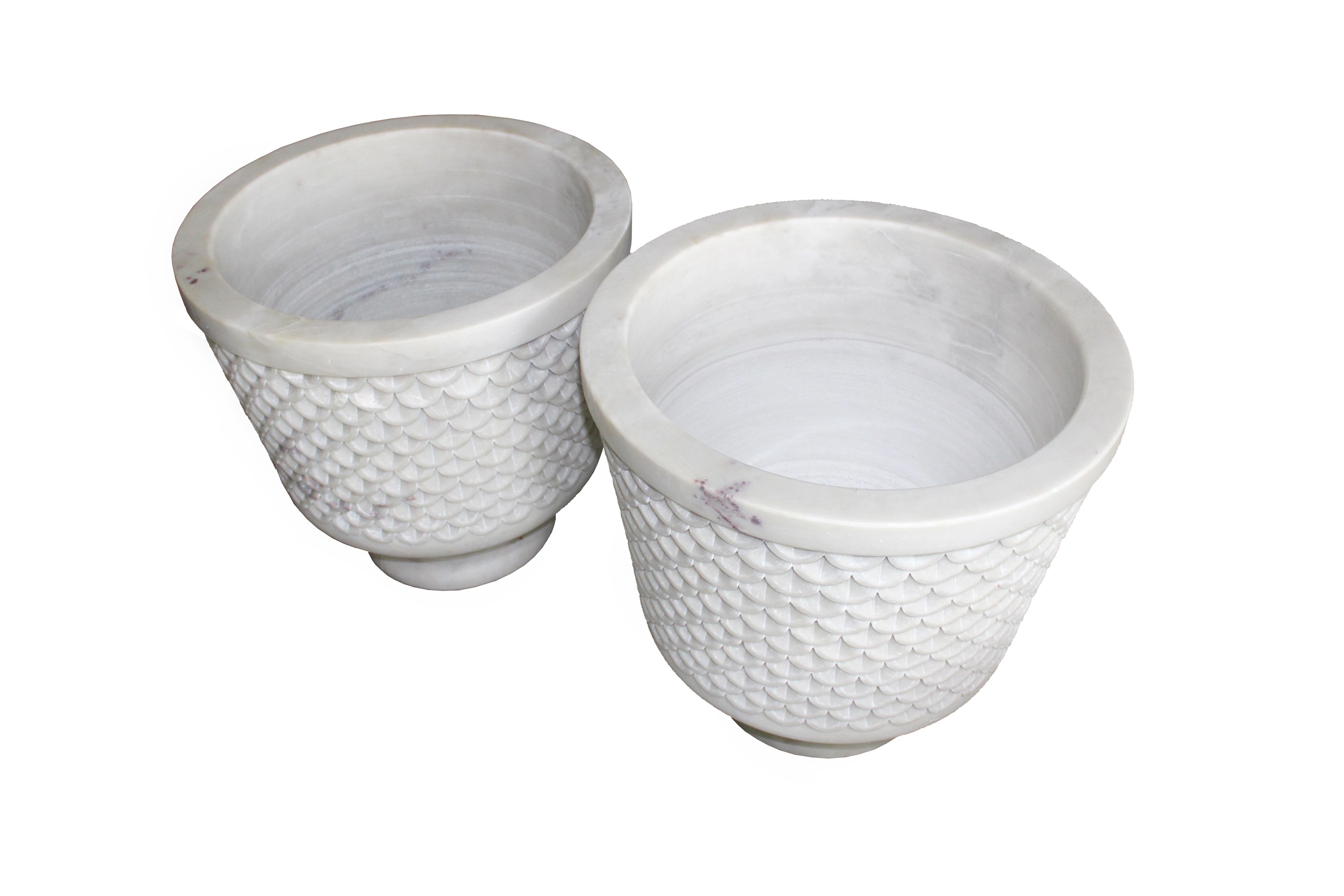 Contemporary Set of Two Fish Scale Urn in White Marble Handcrafted in India For Sale