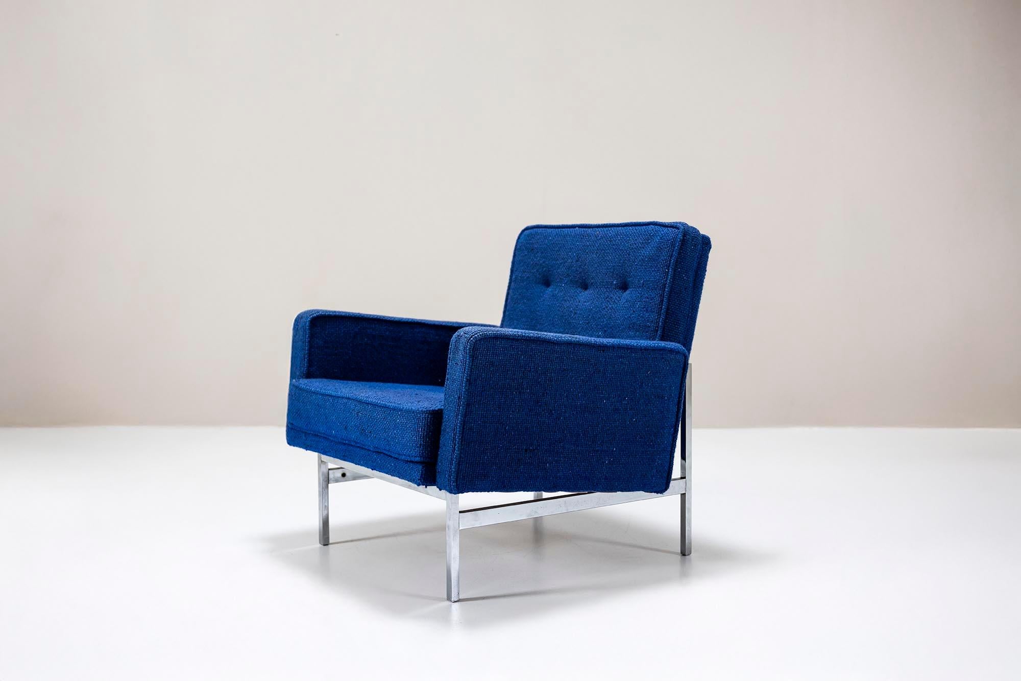 Ensemble de deux fauteuils Florence Knoll en tapisserie bleue d'origine, États-Unis, années 1950 en vente 3