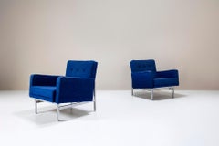 Set of Two Florence Knoll Armchairs in Original Blue Upholstery, USA 1950s
