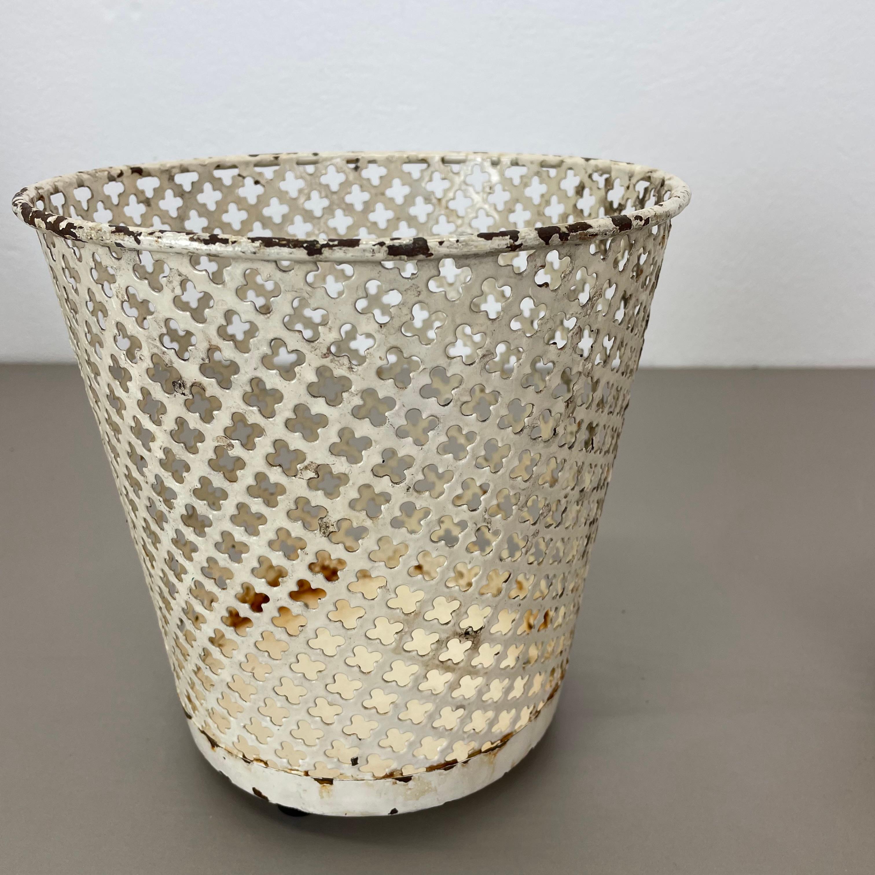 Set di due vasi porta piante di Mathieu Mategot Attr., Francia 1950 in vendita 3