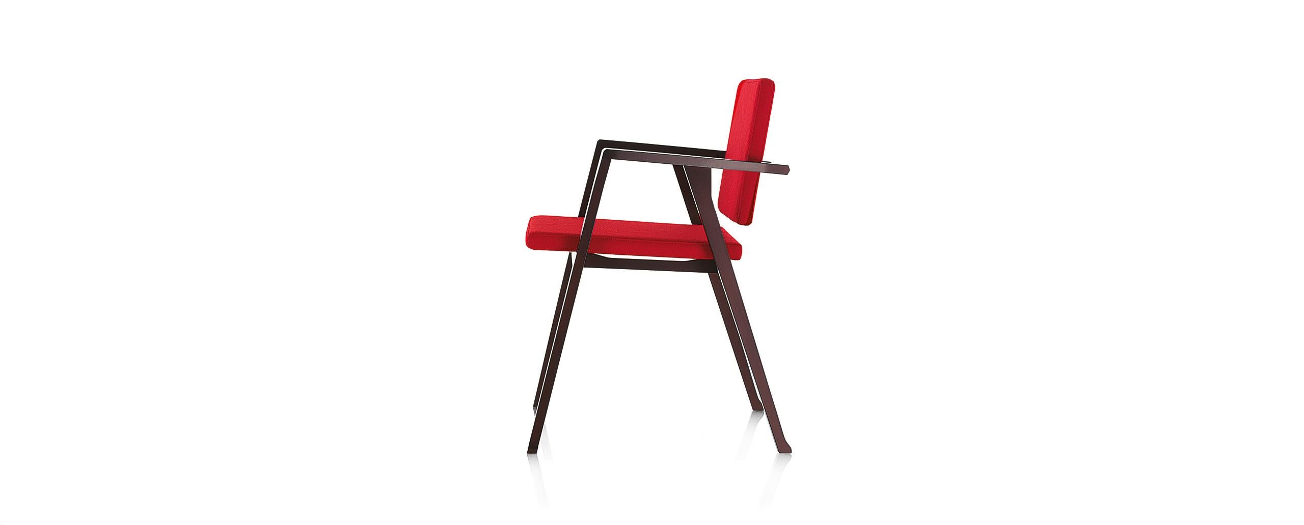 Satz von zwei Franco Albini Luisa-Stühlen, Holz und Stoff von Cassina (Italienisch) im Angebot