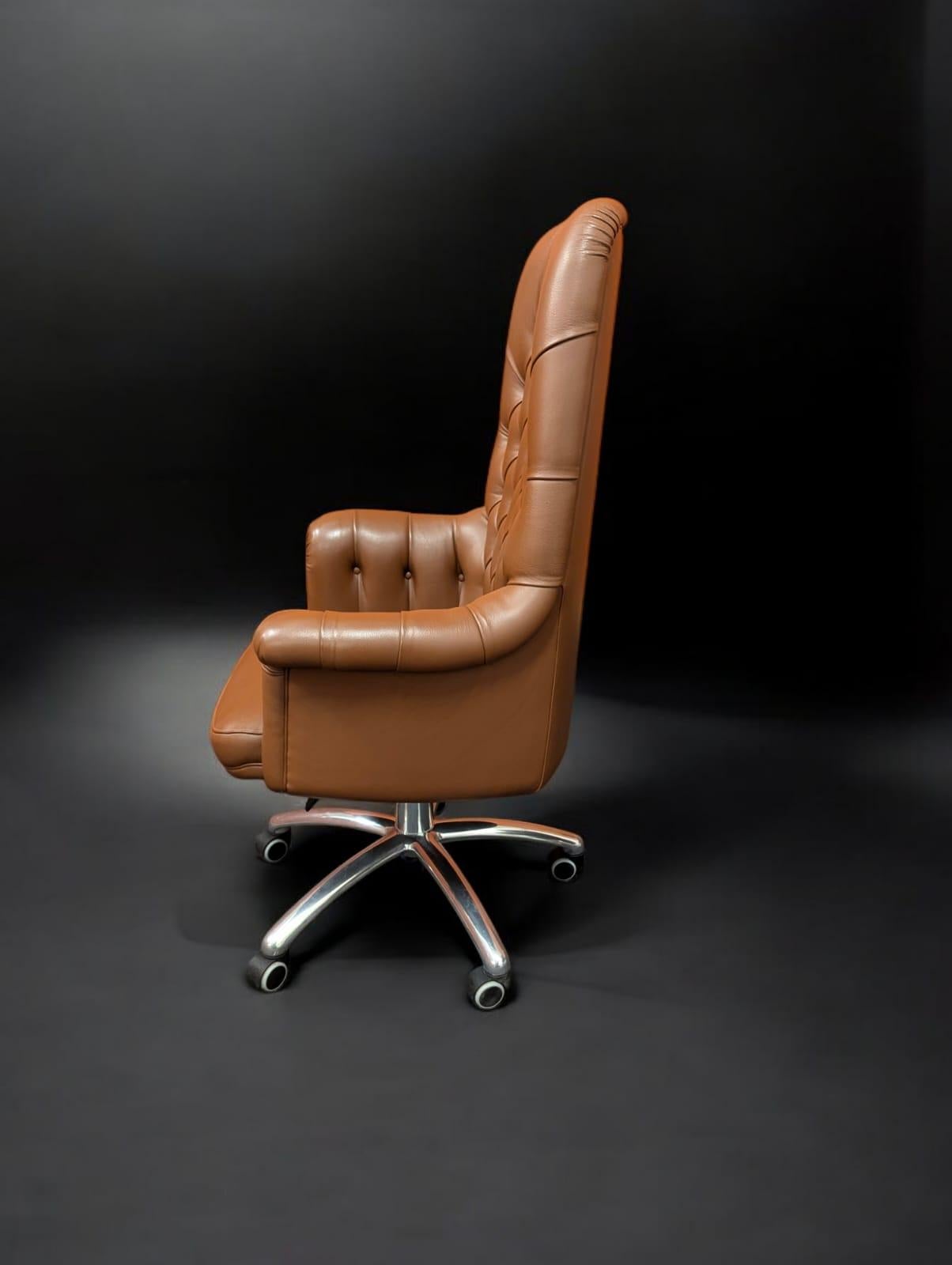 Set di due poltrone Frau, modello Oxford President, Italia 2014 4