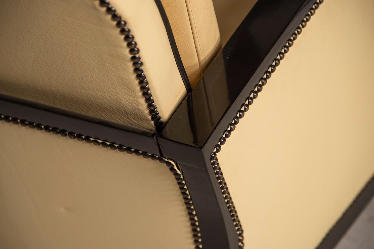 Set of Two French Art Deco Armchairs en venta 7