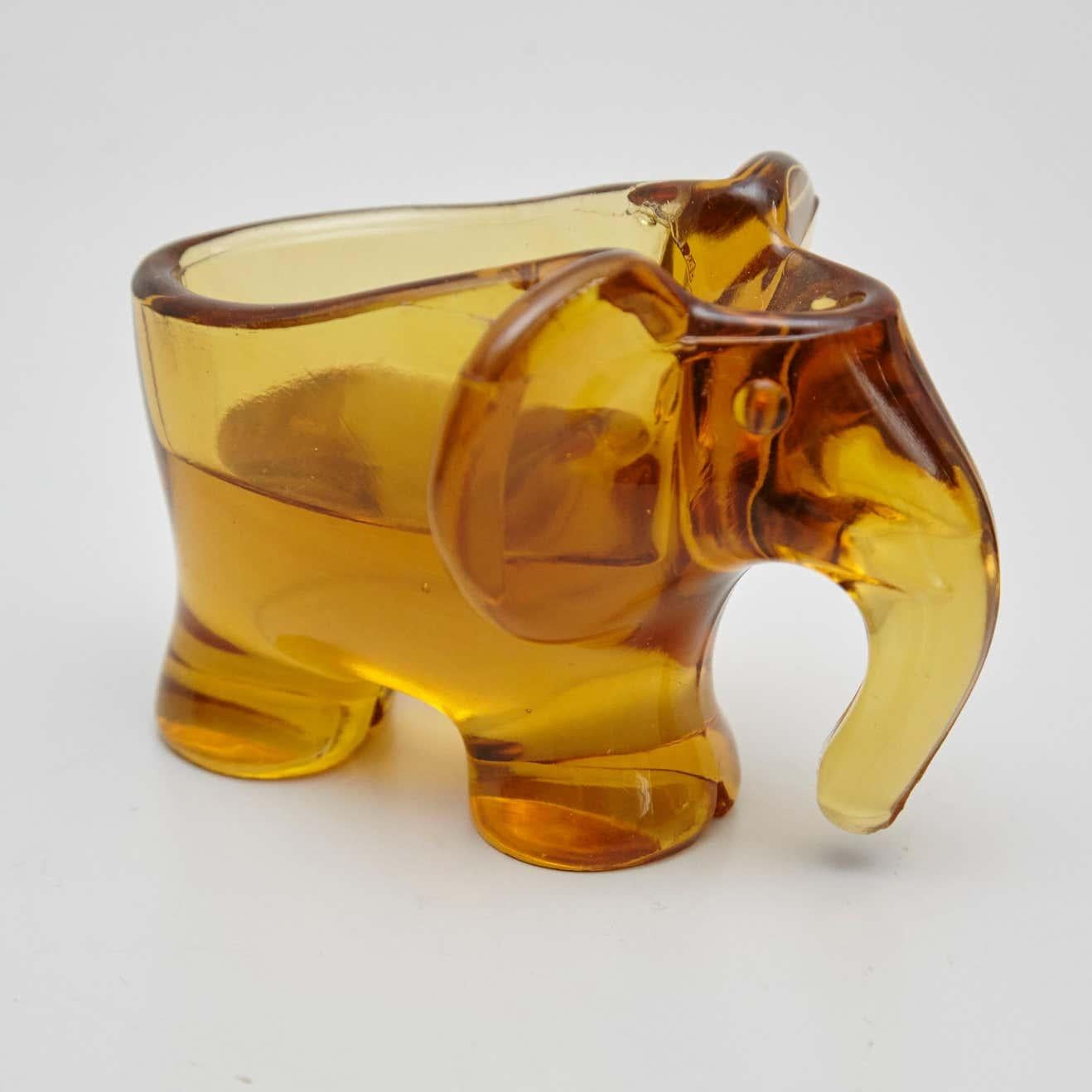 Mid-20th Century Set of Two French Crystal Elephants, circa 1960