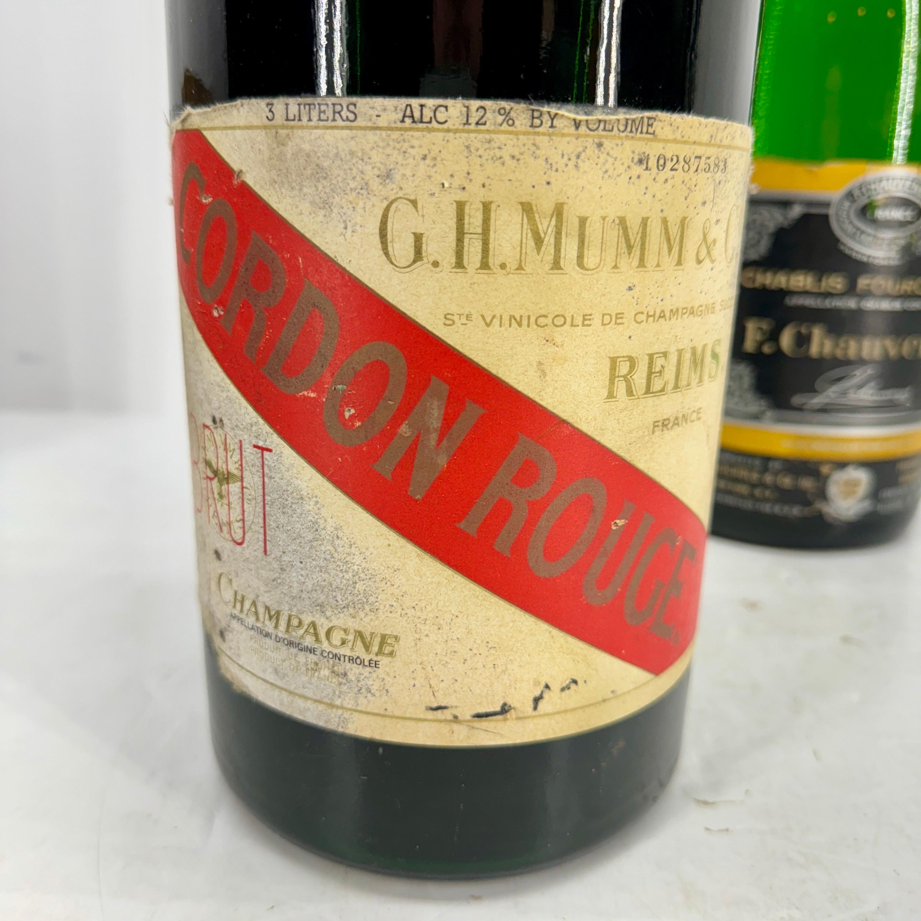 Set of Two French Giant Champagne Wine Bottles, Gordon Rouge and Chauvenet In Good Condition For Sale In Haddonfield, NJ