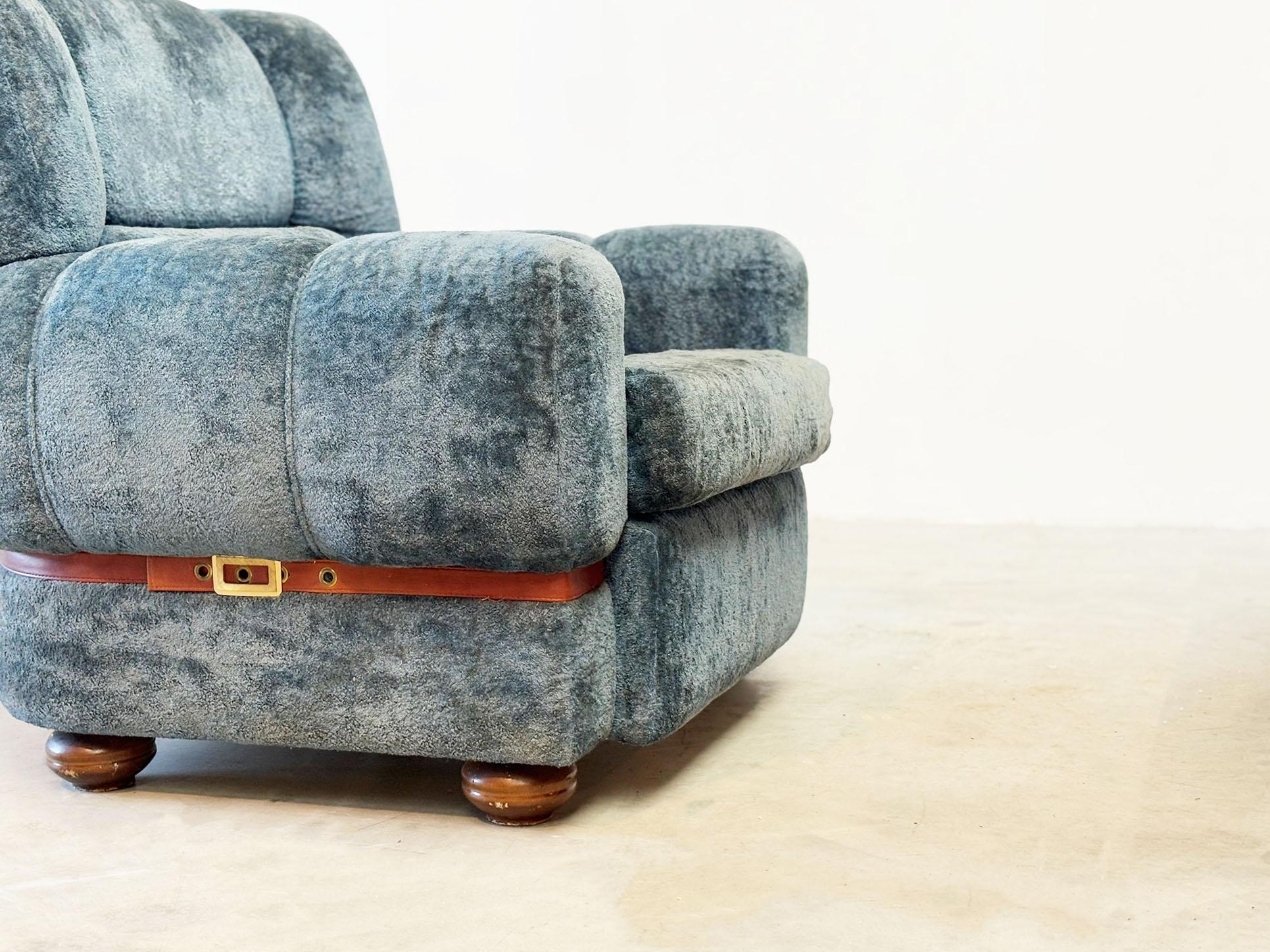 Set aus zwei französischen Loungesesseln im Zustand „Gut“ im Angebot in Nijlen, VAN