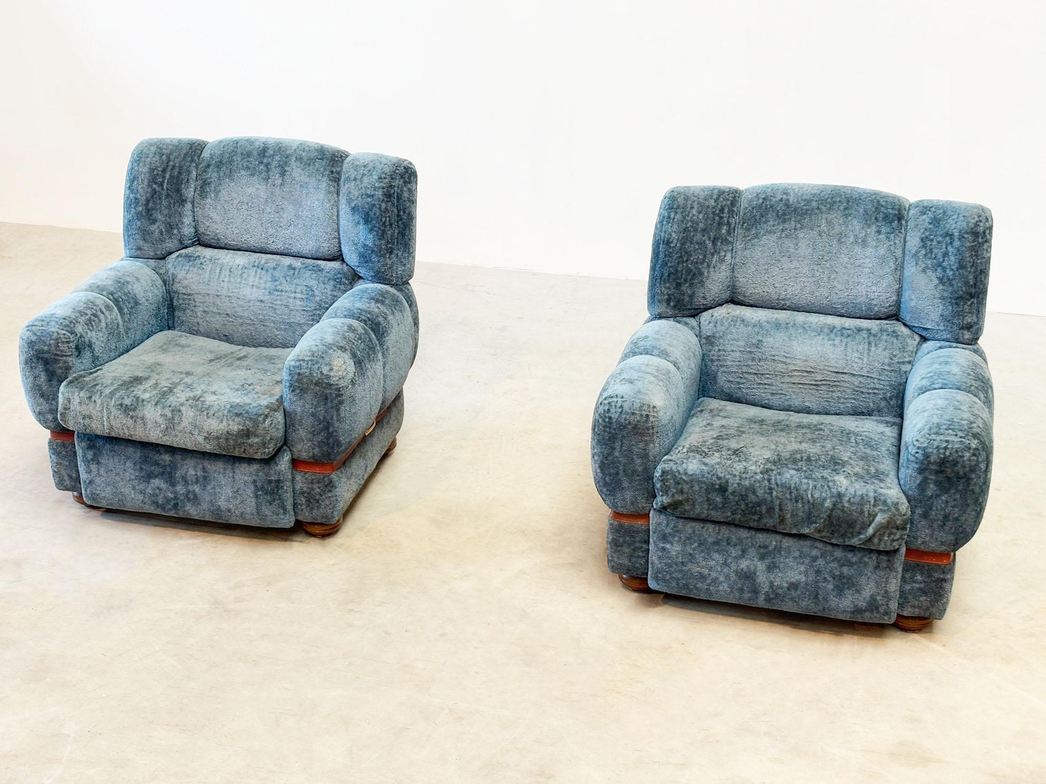 Set aus zwei französischen Loungesesseln (Stoff) im Angebot