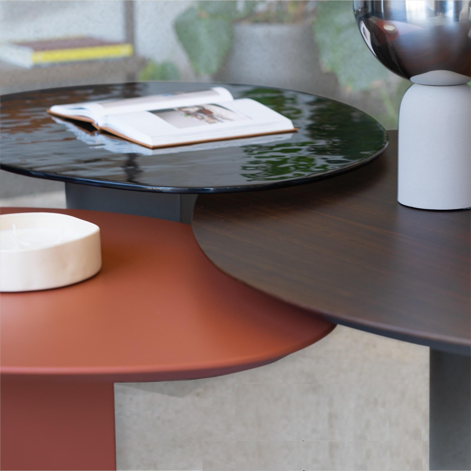 Set of Two Frosted Glass Low Tables with Custom Lacquered Metal Base For Sale 2