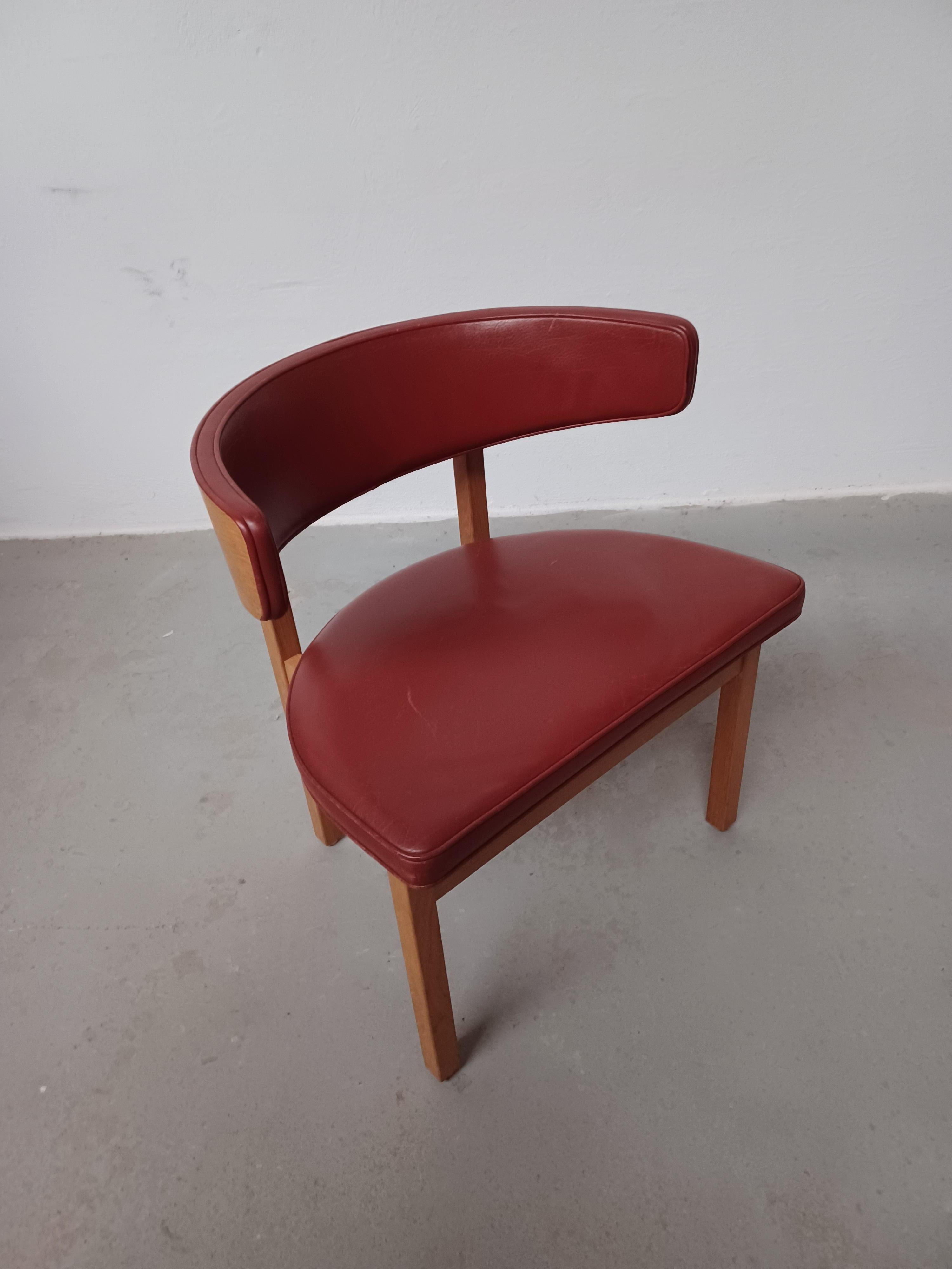 Set of Two Fully Restored Danish Borge Mogensen Customizable Armchairs in Oak For Sale 8