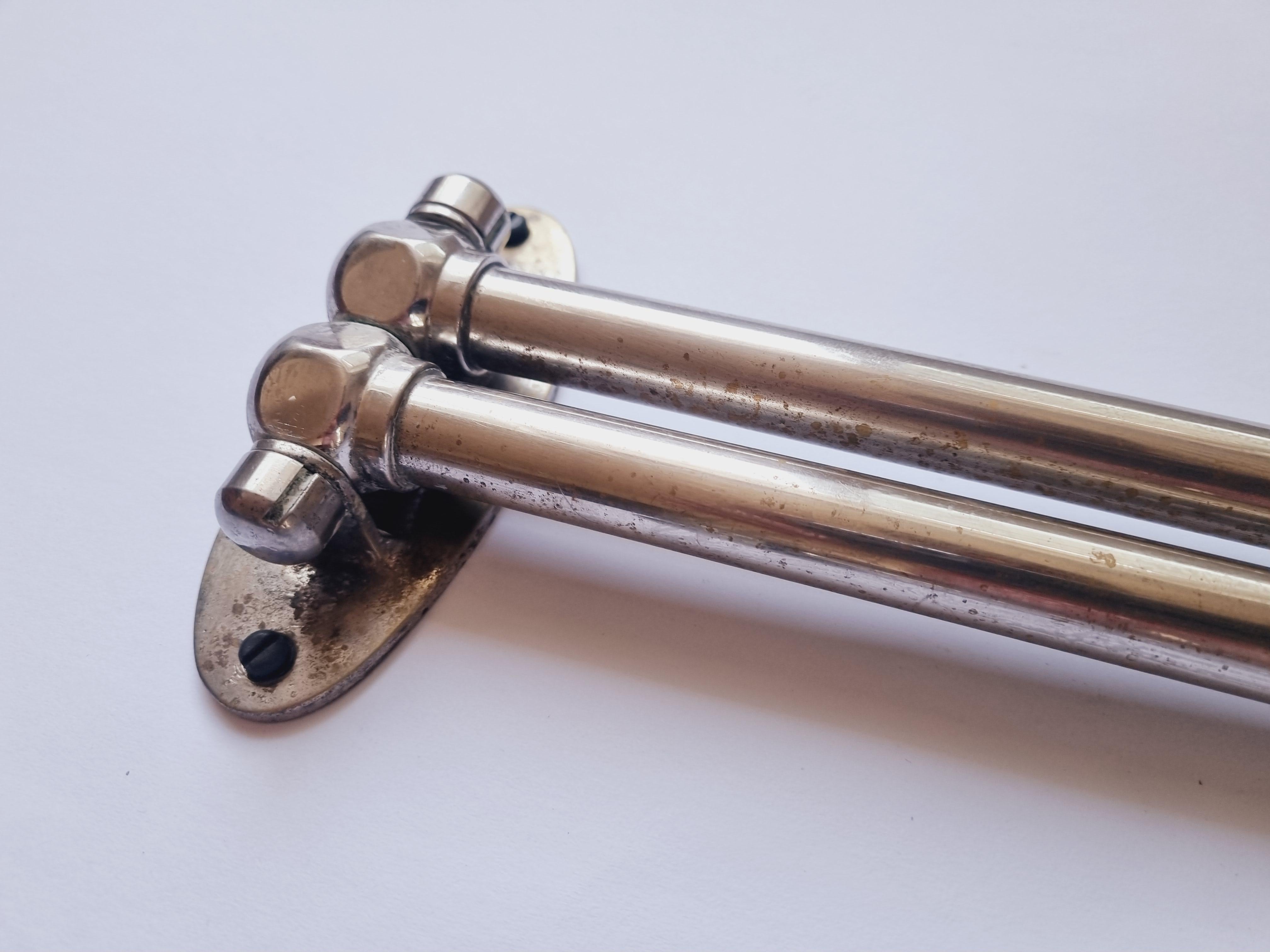 Set of Two Functionalism, Art Deco Chrome Towel Holders, 1930s In Good Condition For Sale In Praha, CZ