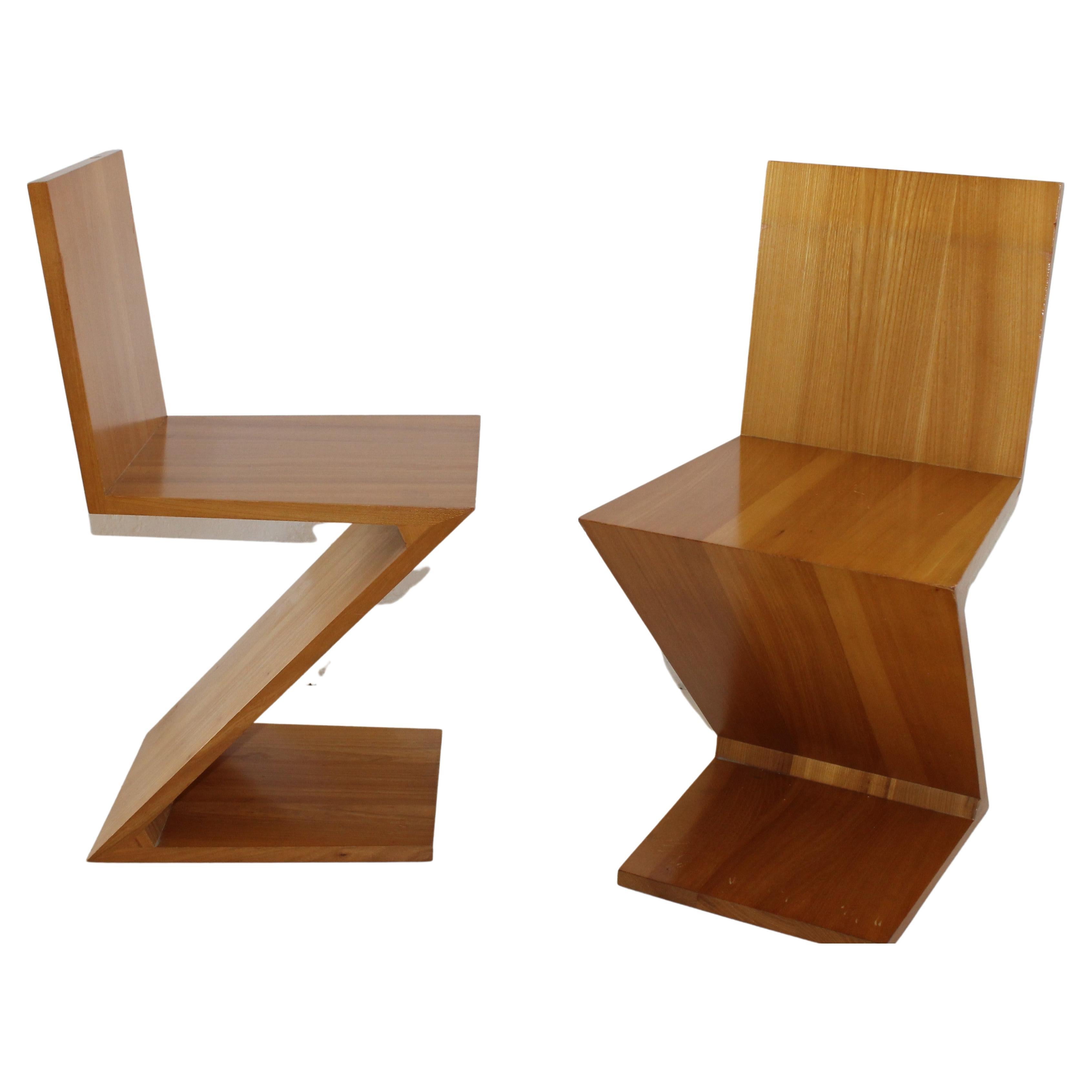 Set of Two Gerrit Rietveld "ZIG-ZAG" chairs by Cassina, Italy 1970s